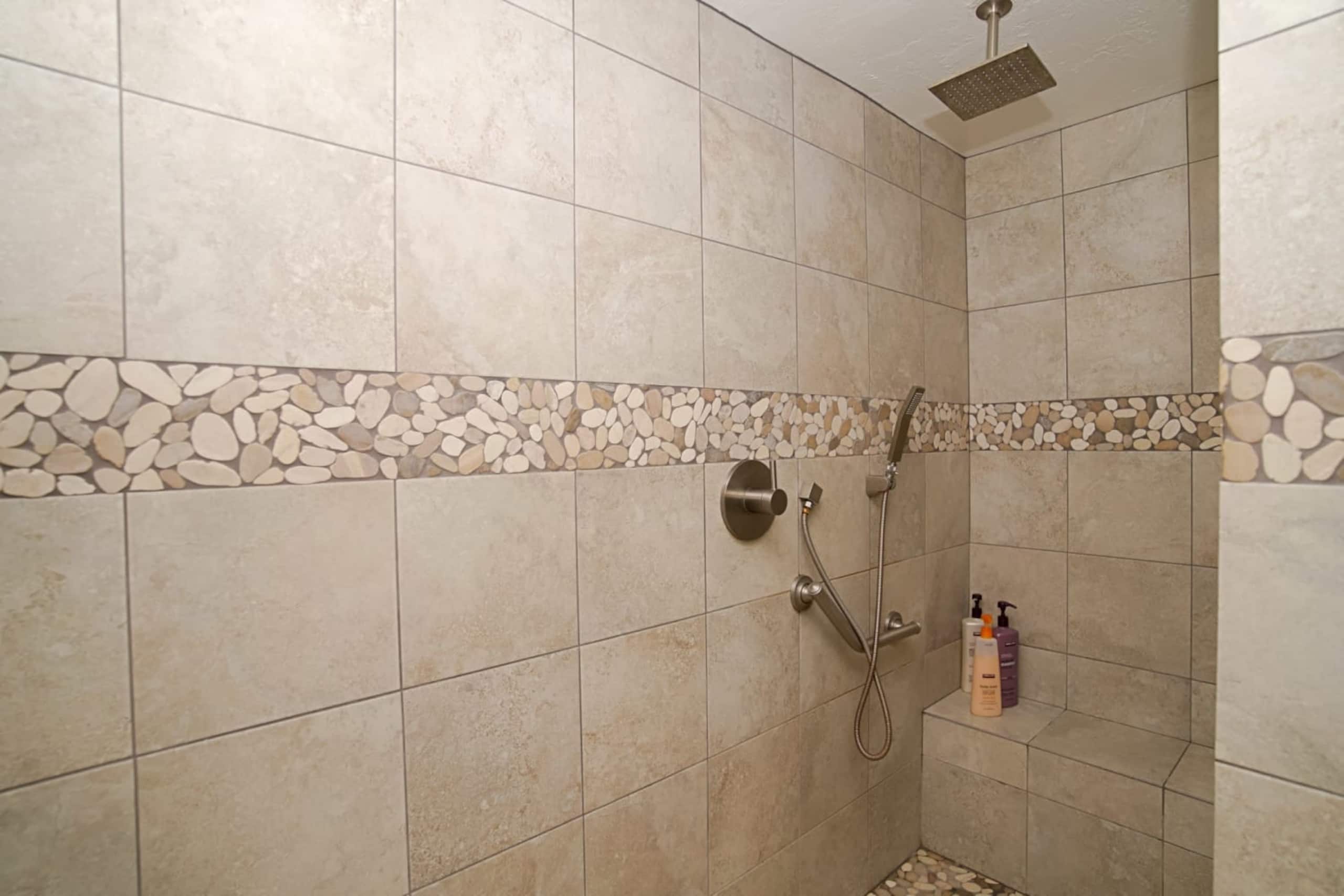 Condo in Kailua-Kona · ★4.91 · 1 bedroom · 3 beds · 1 private bath - Image 10