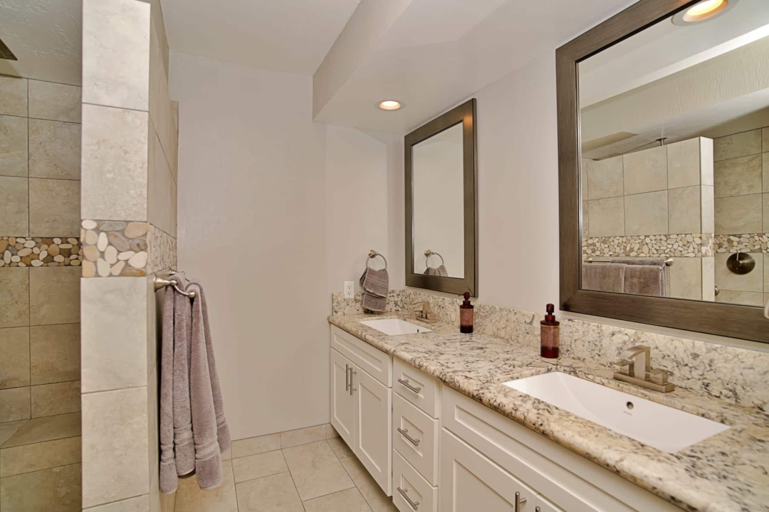 Condo in Kailua-Kona · ★4.91 · 1 bedroom · 3 beds · 1 private bath - Image 8