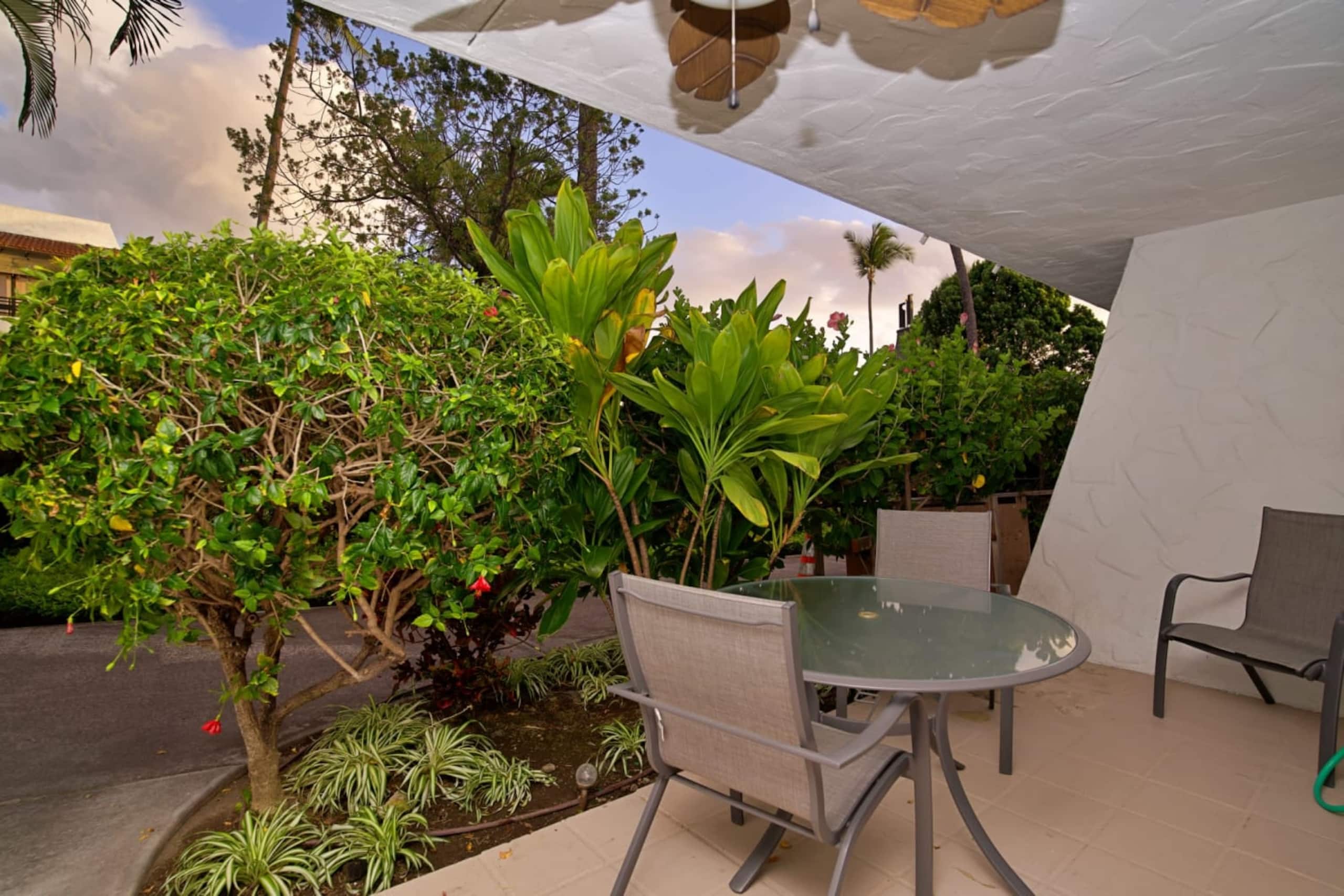 Condo in Kailua-Kona · ★4.91 · 1 bedroom · 3 beds · 1 private bath - Image 26