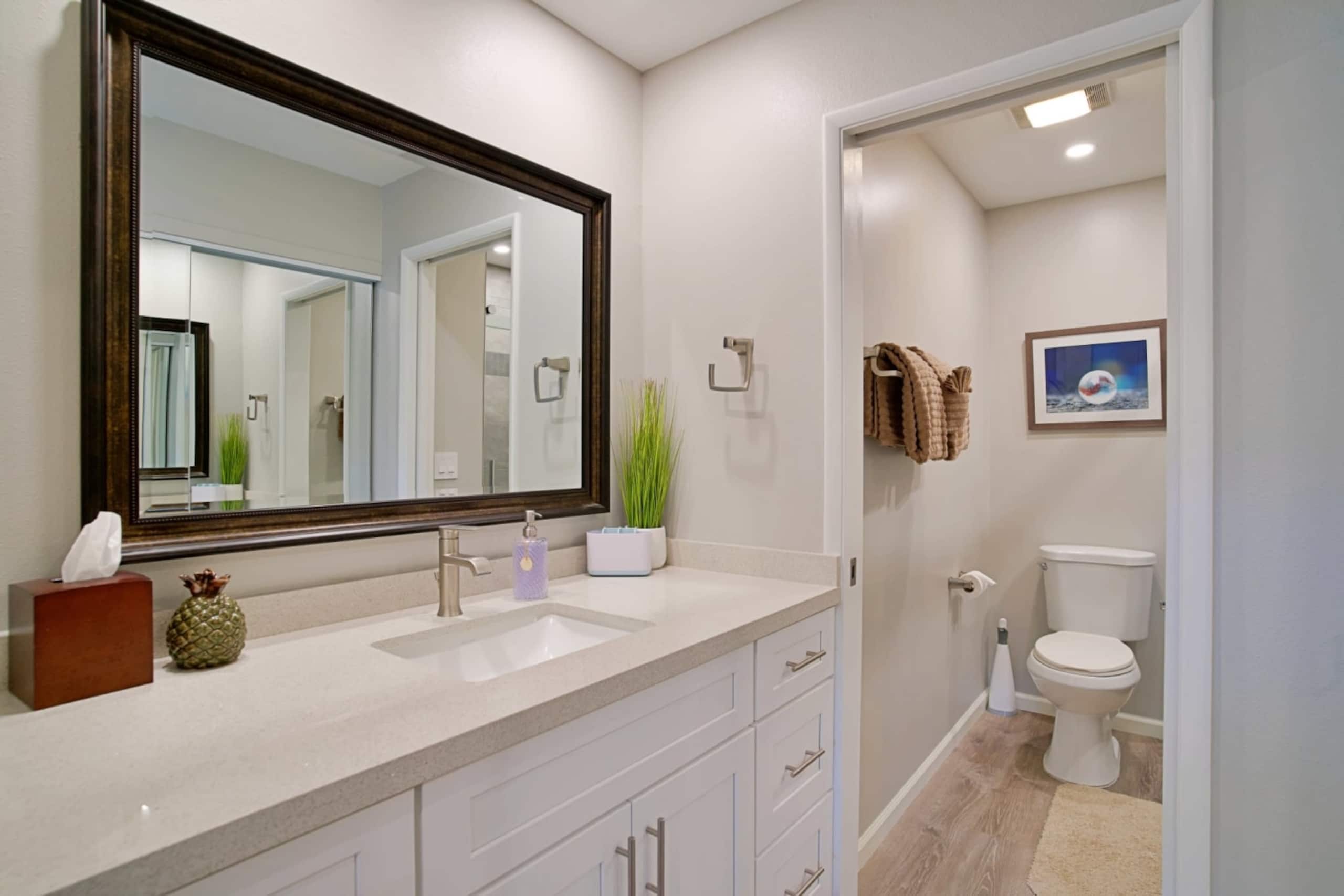 Condo in Kihei · ★4.92 · 1 bedroom · 2 beds · 2 private baths - Image 12