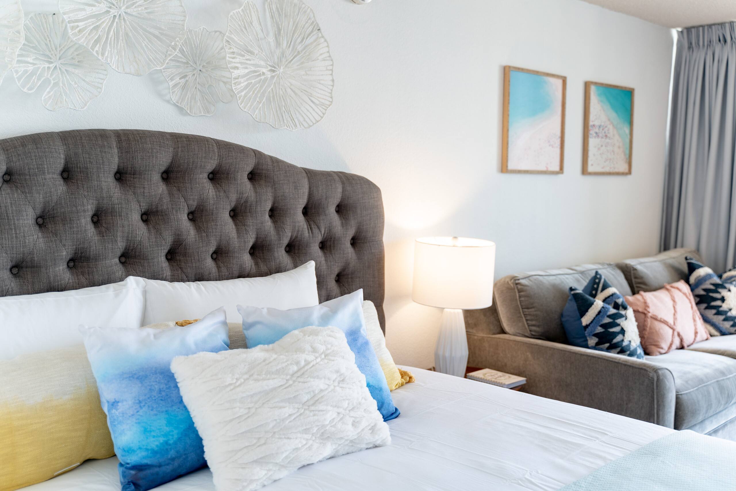 Condo in Honolulu · ★4.24 · 1 bedroom · 2 beds · 1 shared bath - Image 28