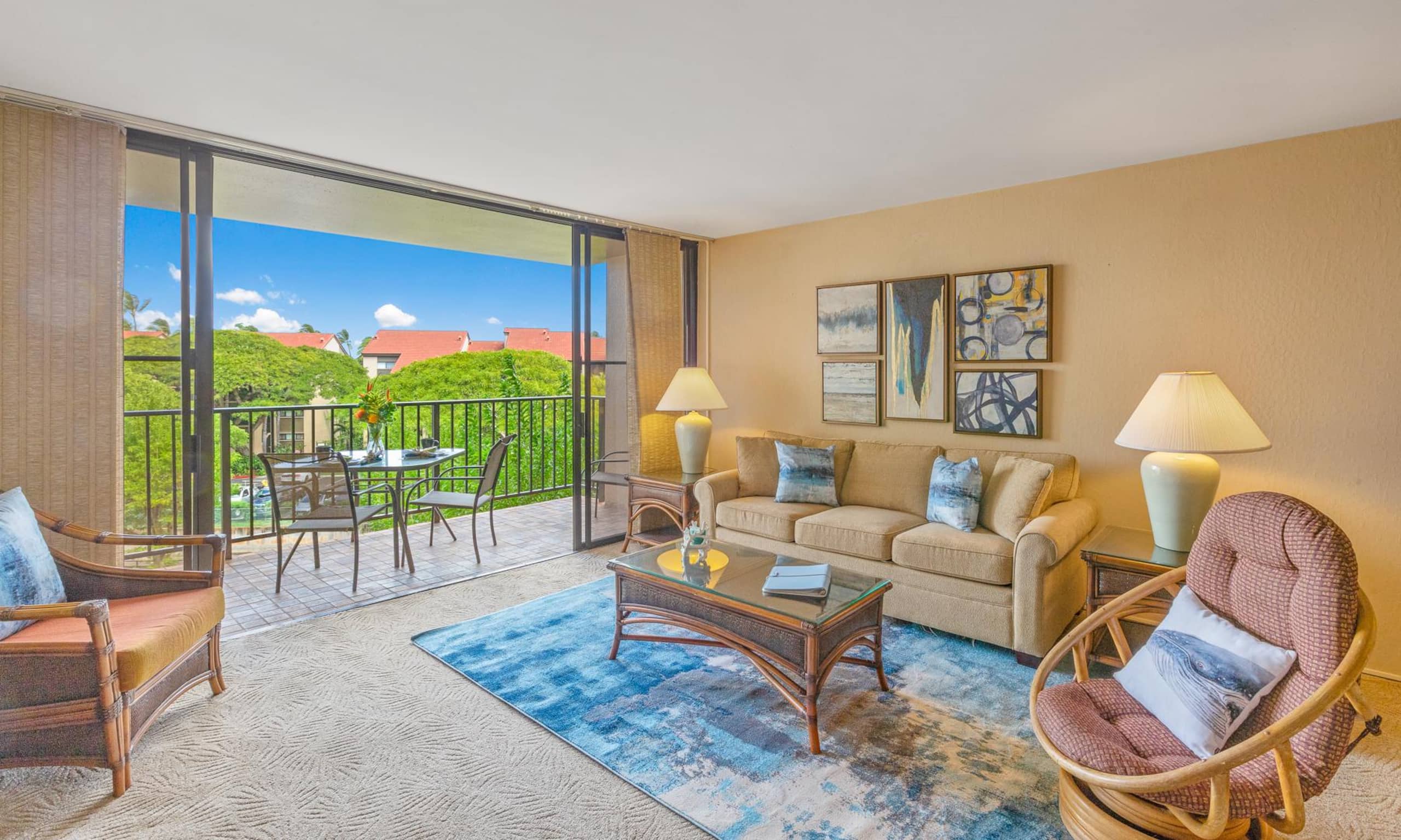 Condo in Lahaina · ★4.57 · 1 bedroom · 2 beds · 1 bath - Image 1