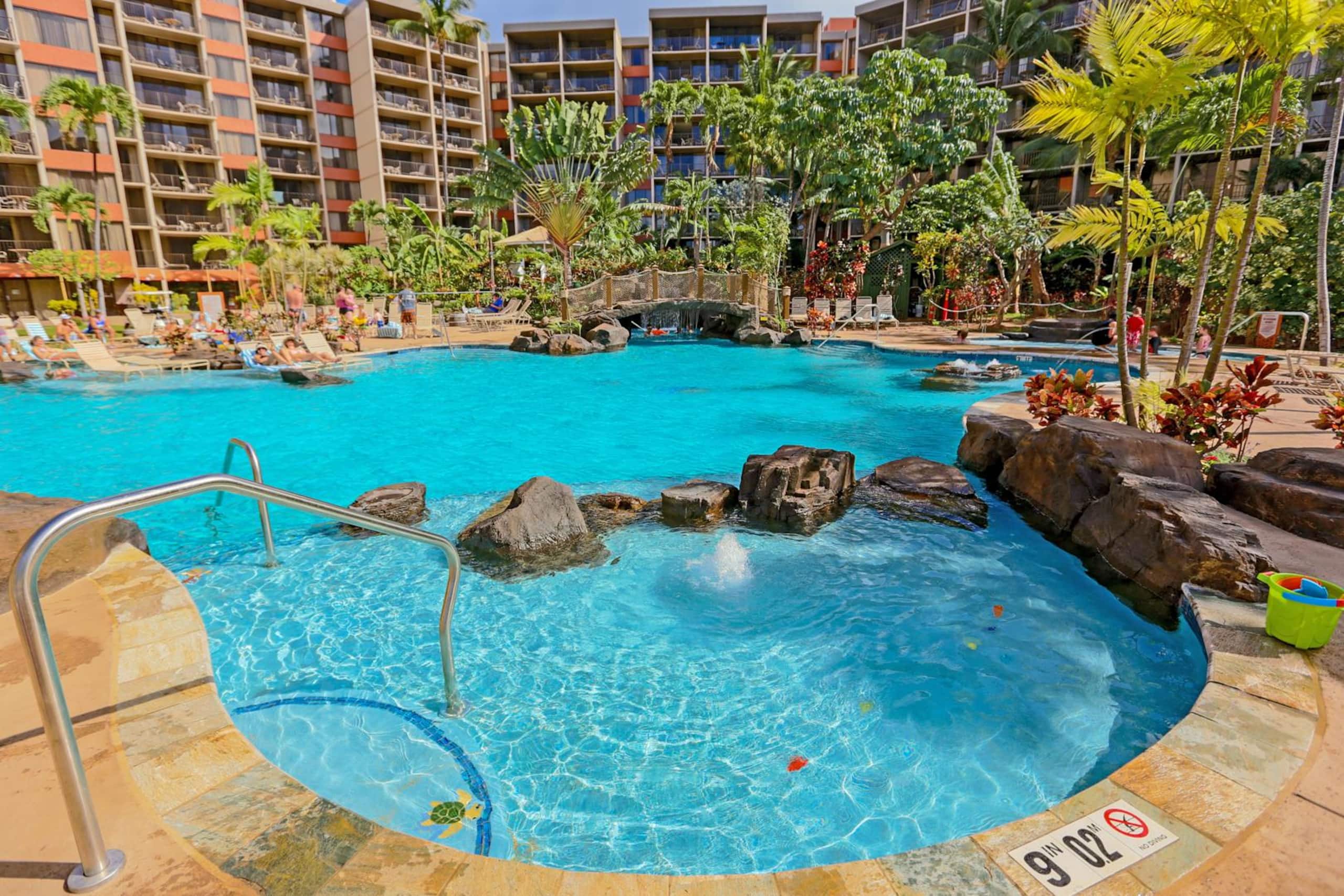 Condo in Lahaina · ★4.57 · 1 bedroom · 2 beds · 1 bath - Image 10