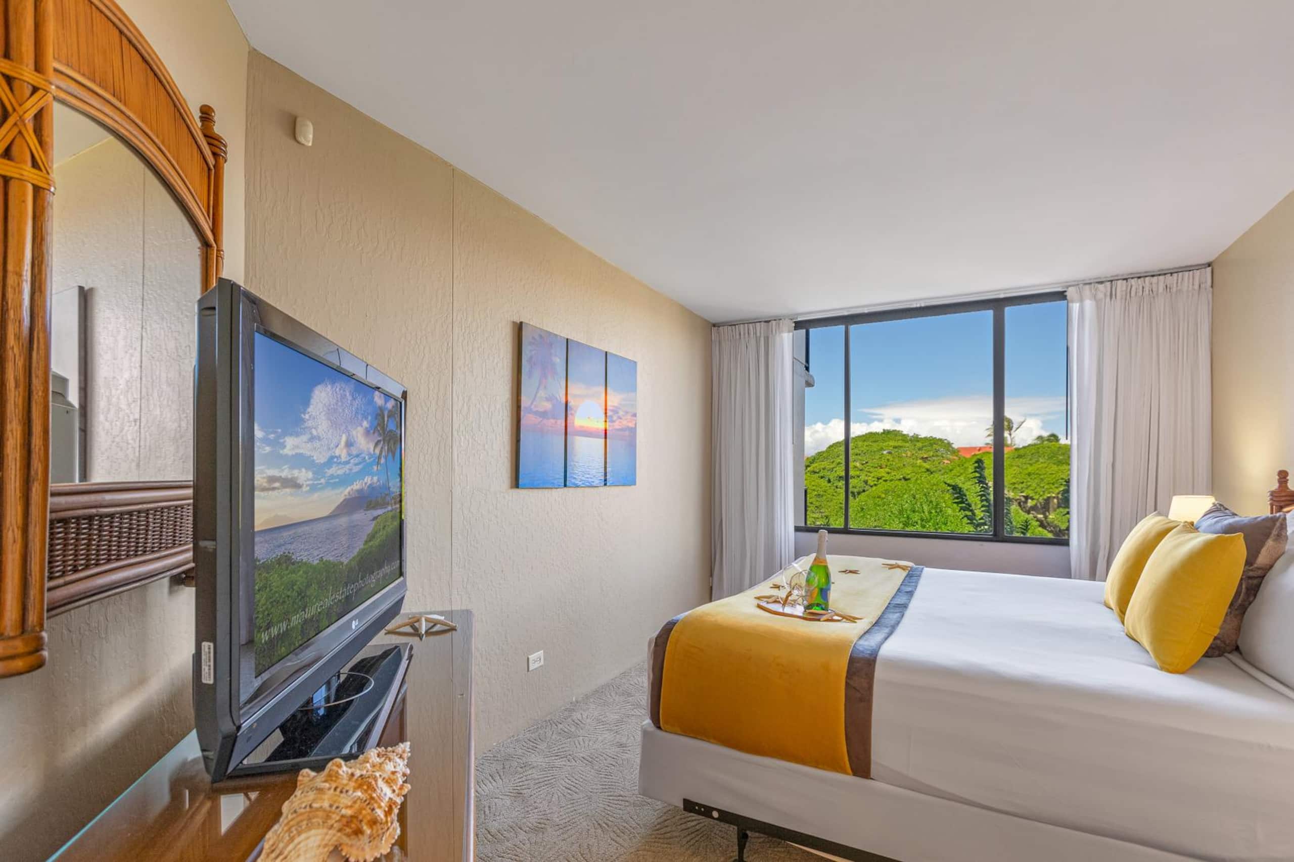 Condo in Lahaina · ★4.57 · 1 bedroom · 2 beds · 1 bath - Image 22