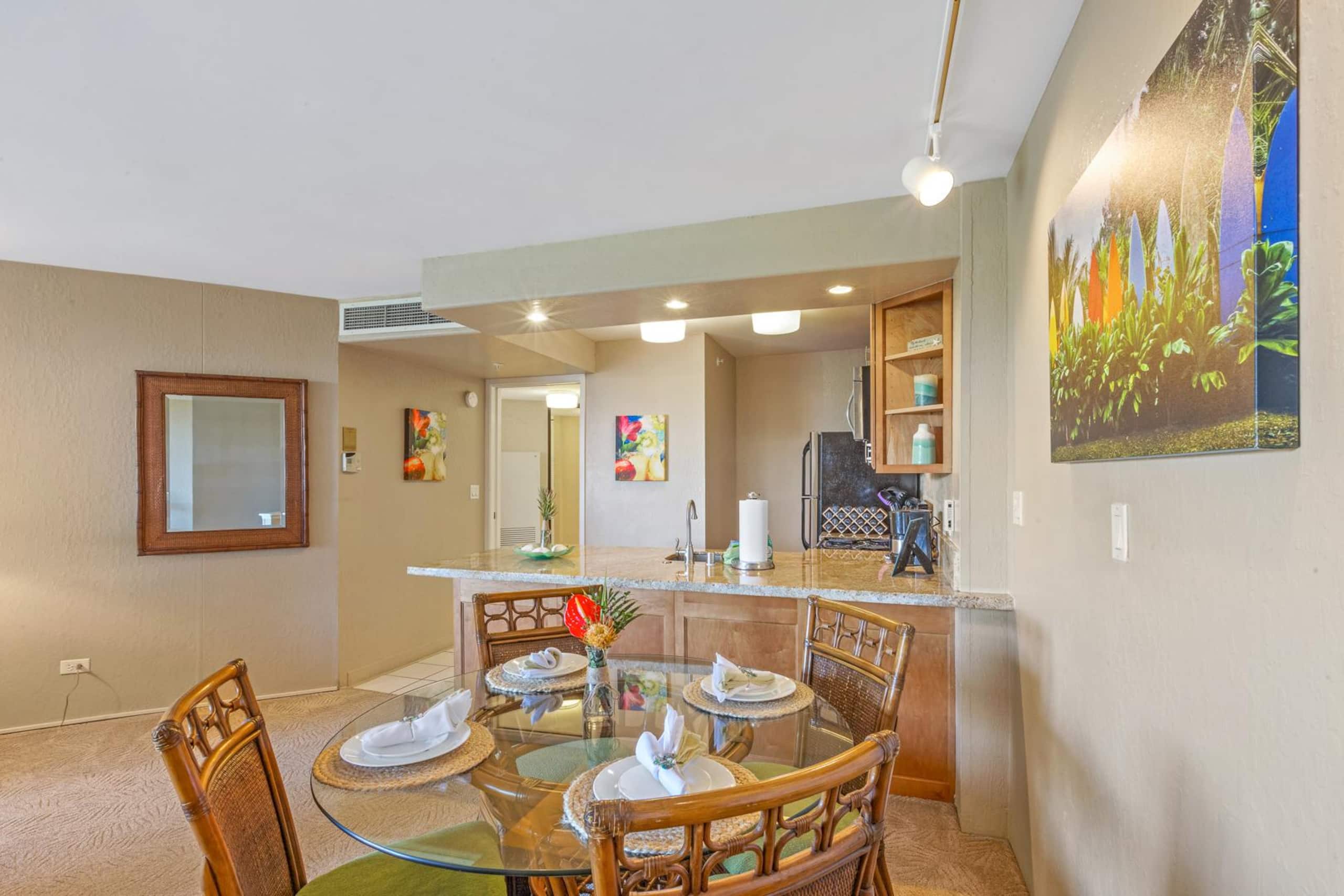 Condo in Lahaina · ★4.57 · 1 bedroom · 2 beds · 1 bath - Image 9