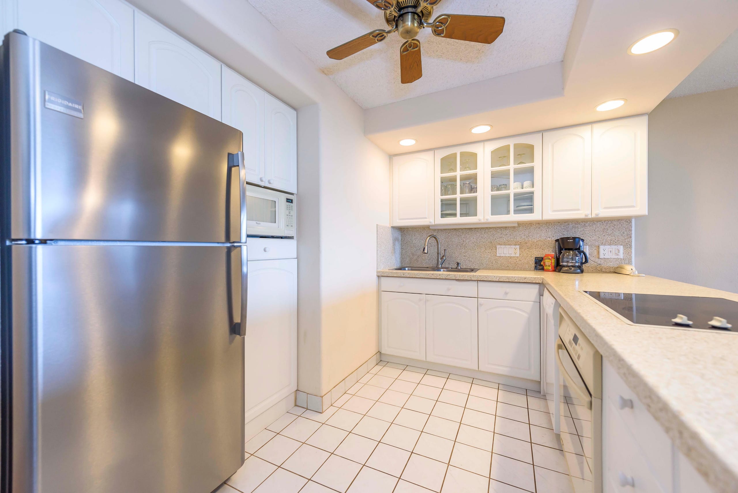 Condo in Lahaina · ★4.82 · 1 bedroom · 2 beds · 1 bath - Image 20