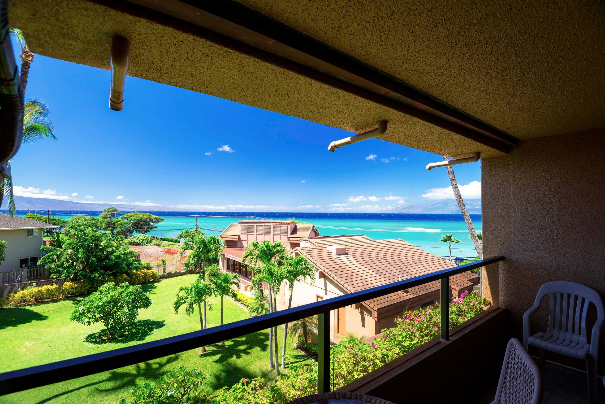 Condo in Lahaina · ★4.82 · 1 bedroom · 2 beds · 1 bath - Image 29