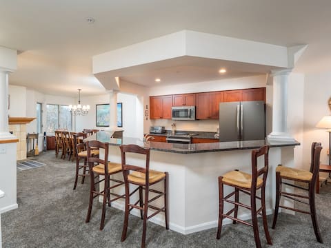 Locke Mountain J-3 - Sunday River Townhouse