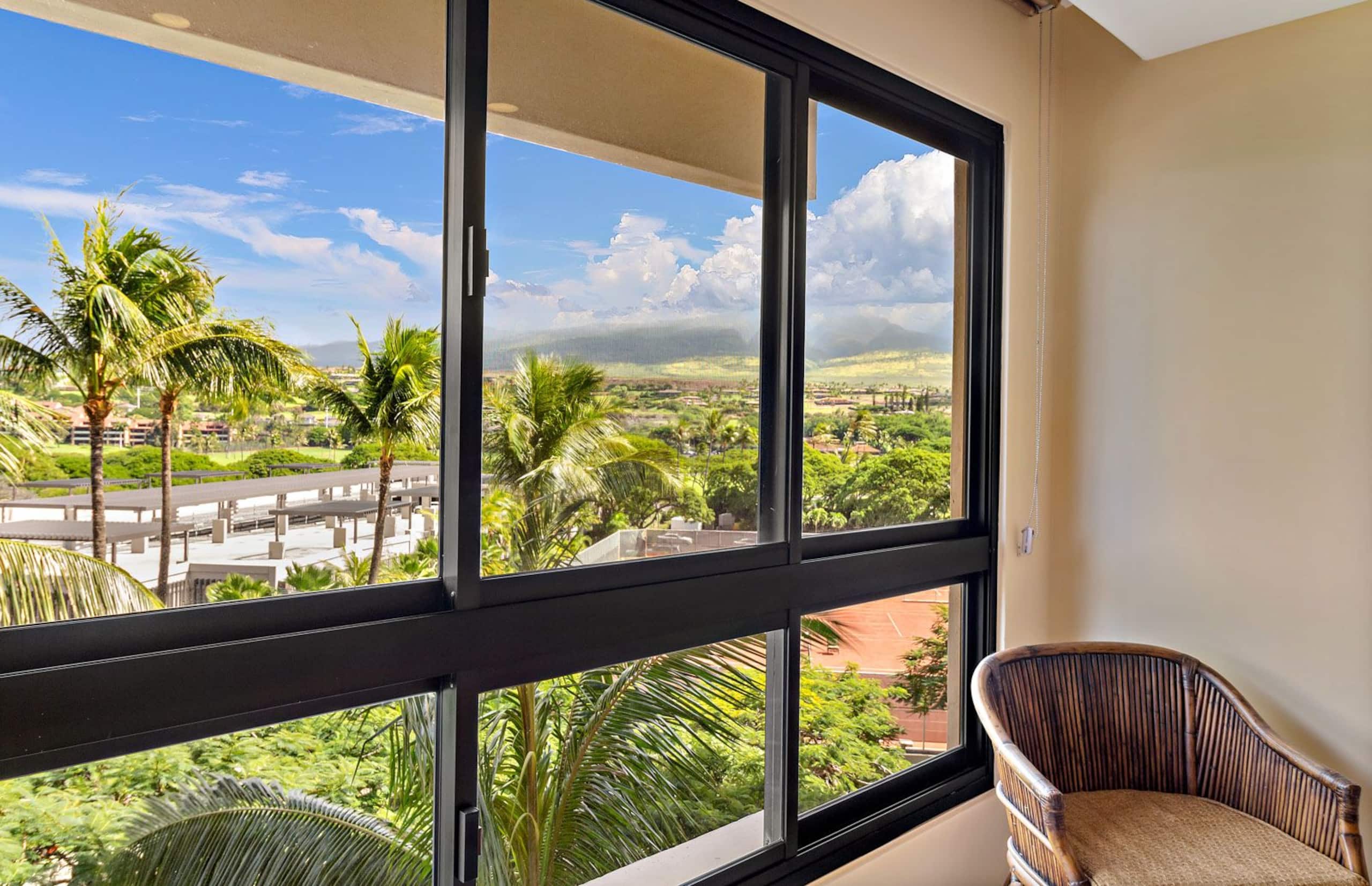 Condo in Lahaina · ★5.0 · 2 bedrooms · 3 beds · 2 baths - Image 18