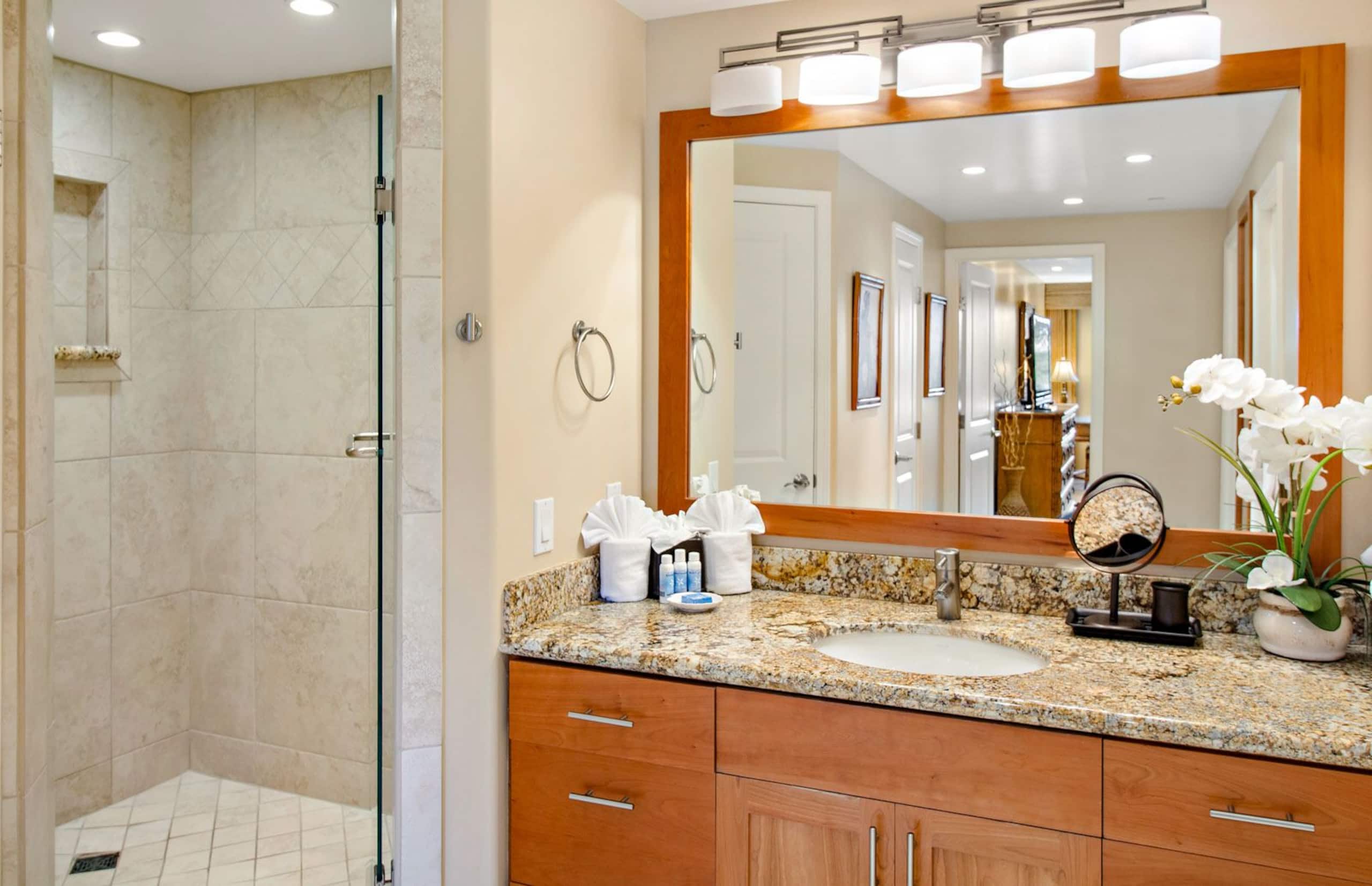 Condo in Lahaina · ★5.0 · 2 bedrooms · 3 beds · 2 baths - Image 26