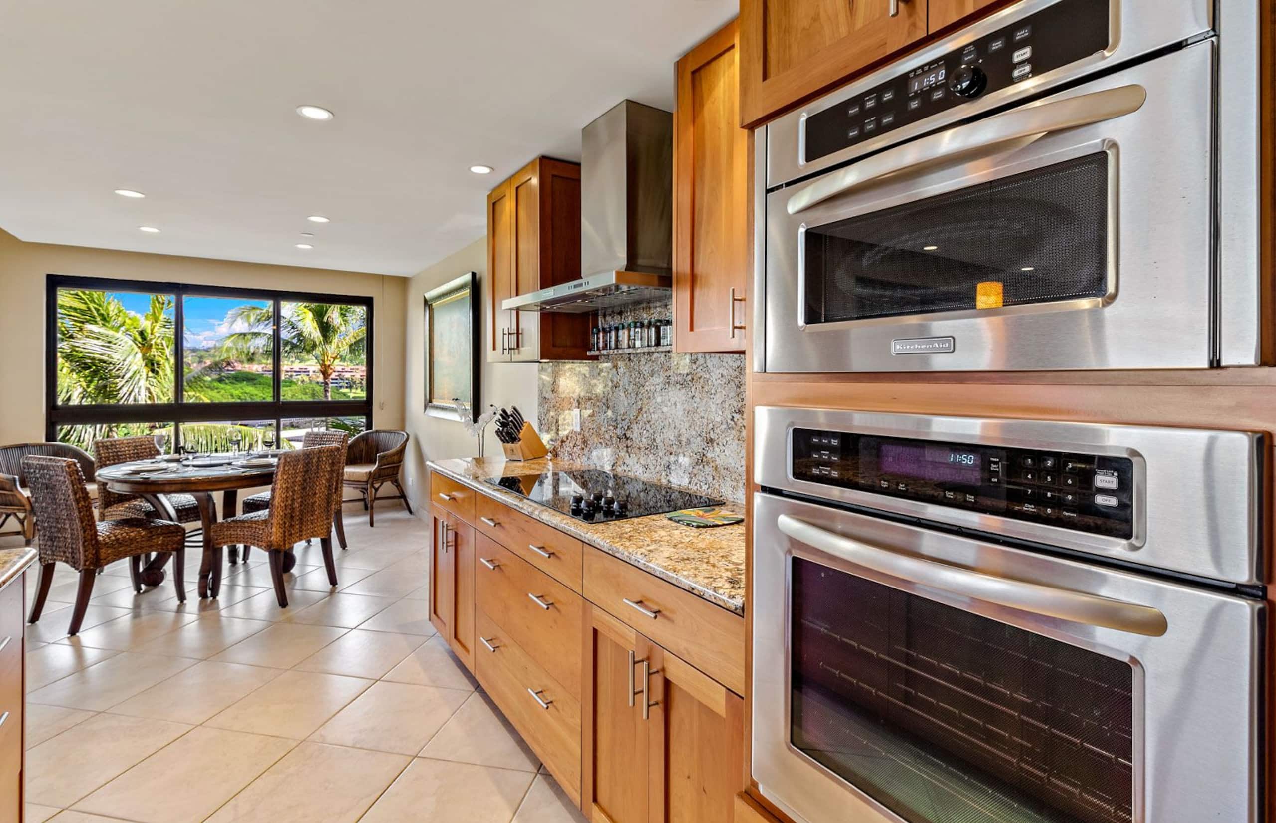 Condo in Lahaina · ★5.0 · 2 bedrooms · 3 beds · 2 baths - Image 7