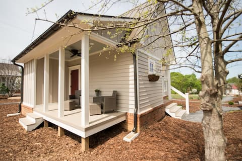 1BR Guest Cottage (F) at The Mill At Fine Creek