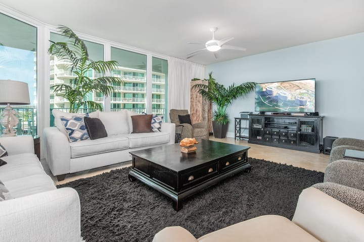 Large Four Bedroom Family Friendly Condo With Complimentary Boat Slip! - Orange Beach, AL