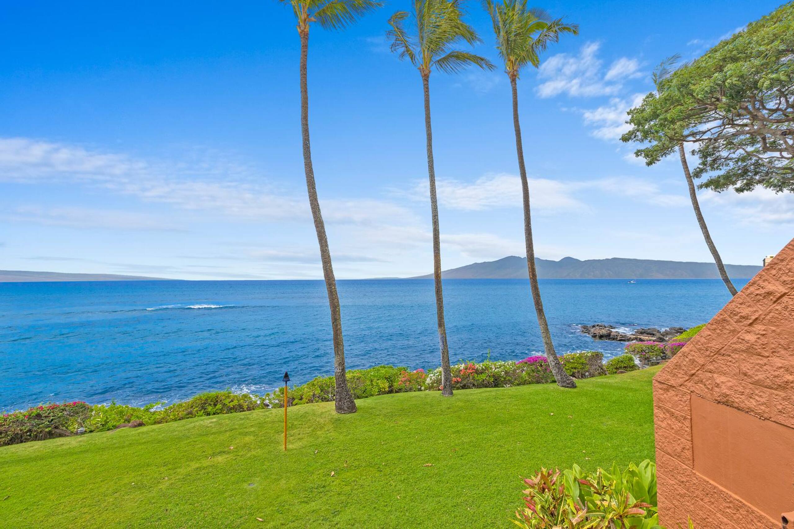 Condo in Lahaina · ★4.75 · 1 bedroom · 2 beds · 1 bath - Image 24