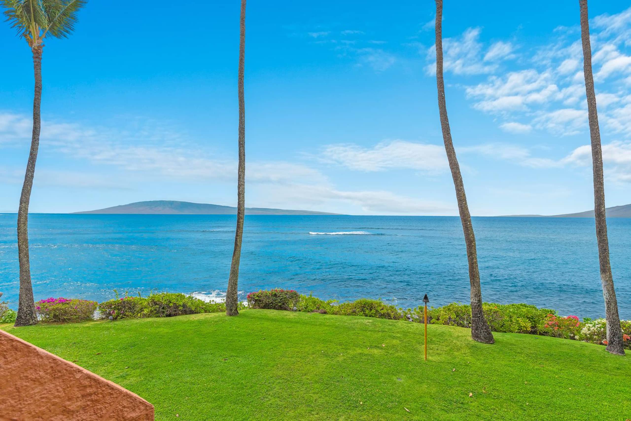 Condo in Lahaina · ★4.75 · 1 bedroom · 2 beds · 1 bath - Image 4