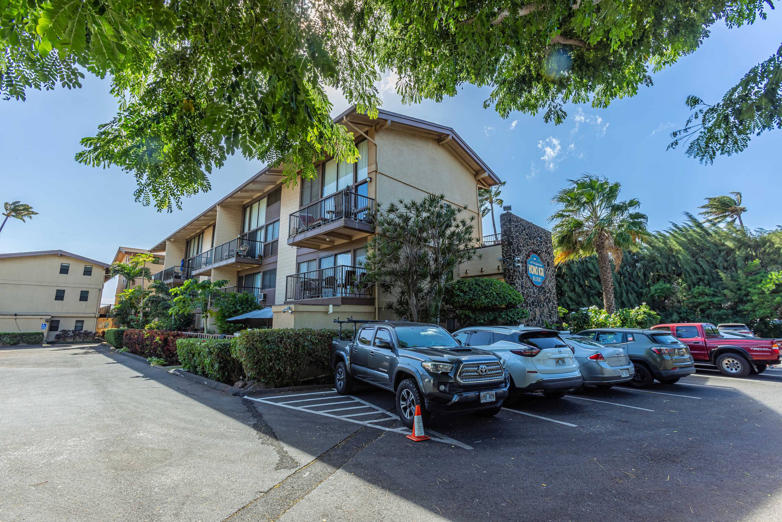 Condo in Wailuku · ★4.86 · 2 bedrooms · 4 beds · 2 private baths - Image 33