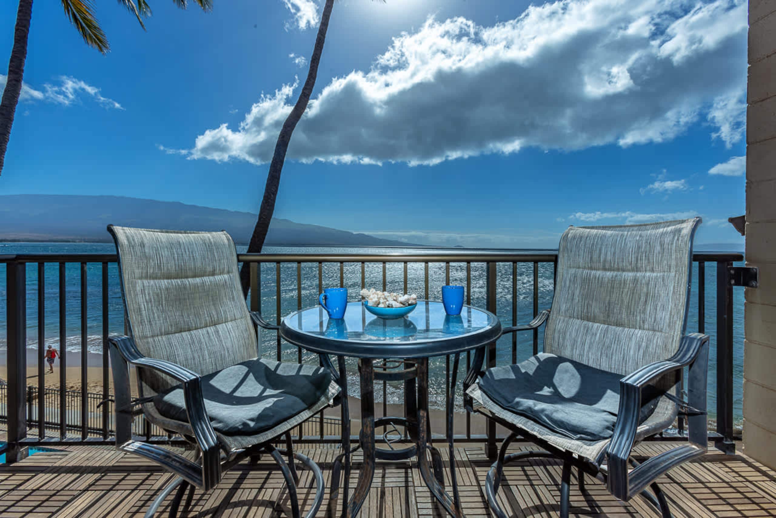 Condo in Wailuku · ★4.86 · 2 bedrooms · 4 beds · 2 private baths - Image 30