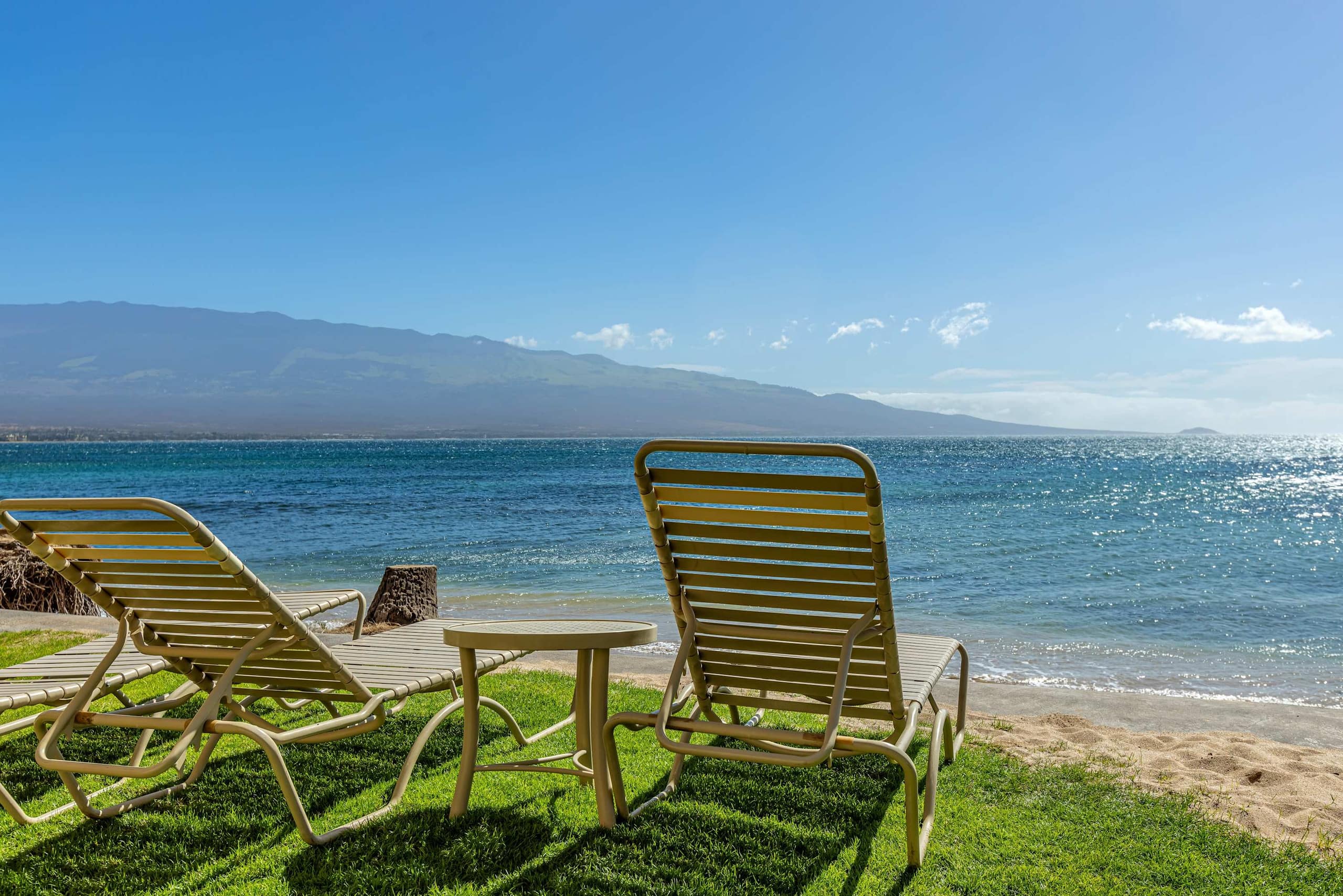 Condo in Wailuku · ★4.86 · 2 bedrooms · 4 beds · 2 private baths - Image 39