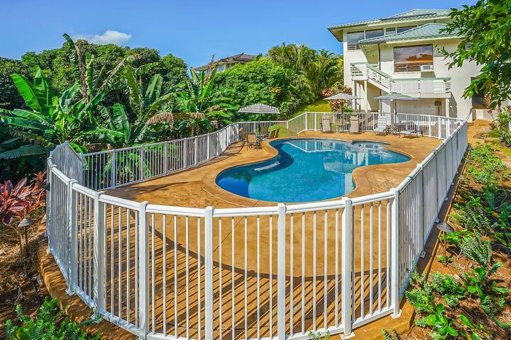 Classic 4BR Mountainview | Private Pool | Hot Tub gallery image 5