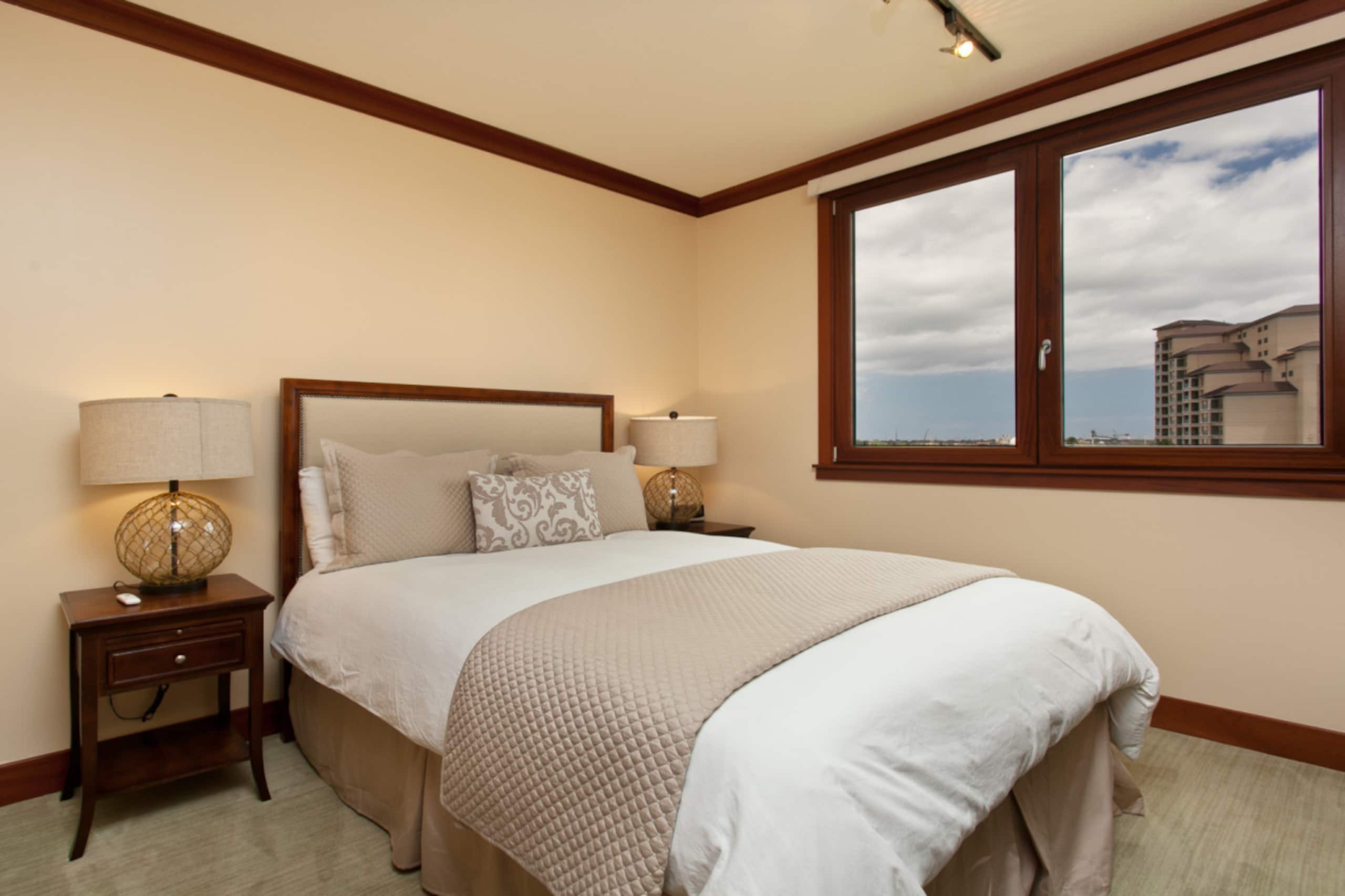 Condo in Kapolei · ★4.67 · 3 bedrooms · 4 beds · 3 private baths - Image 4