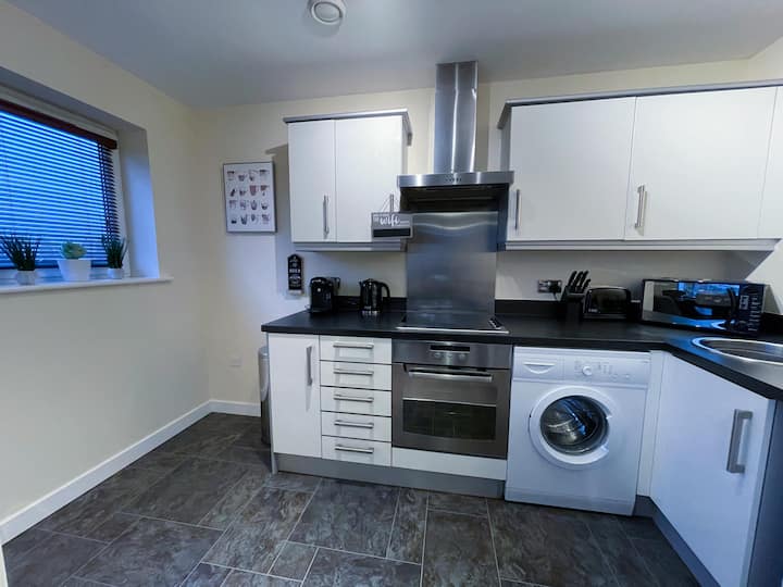 10 Best Airbnb Vacation Rentals In Wolverhampton, UK Updated 2024