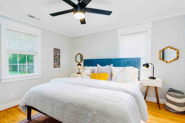 Майстор с крал. Нов матрак от мемори пяна и телевизор