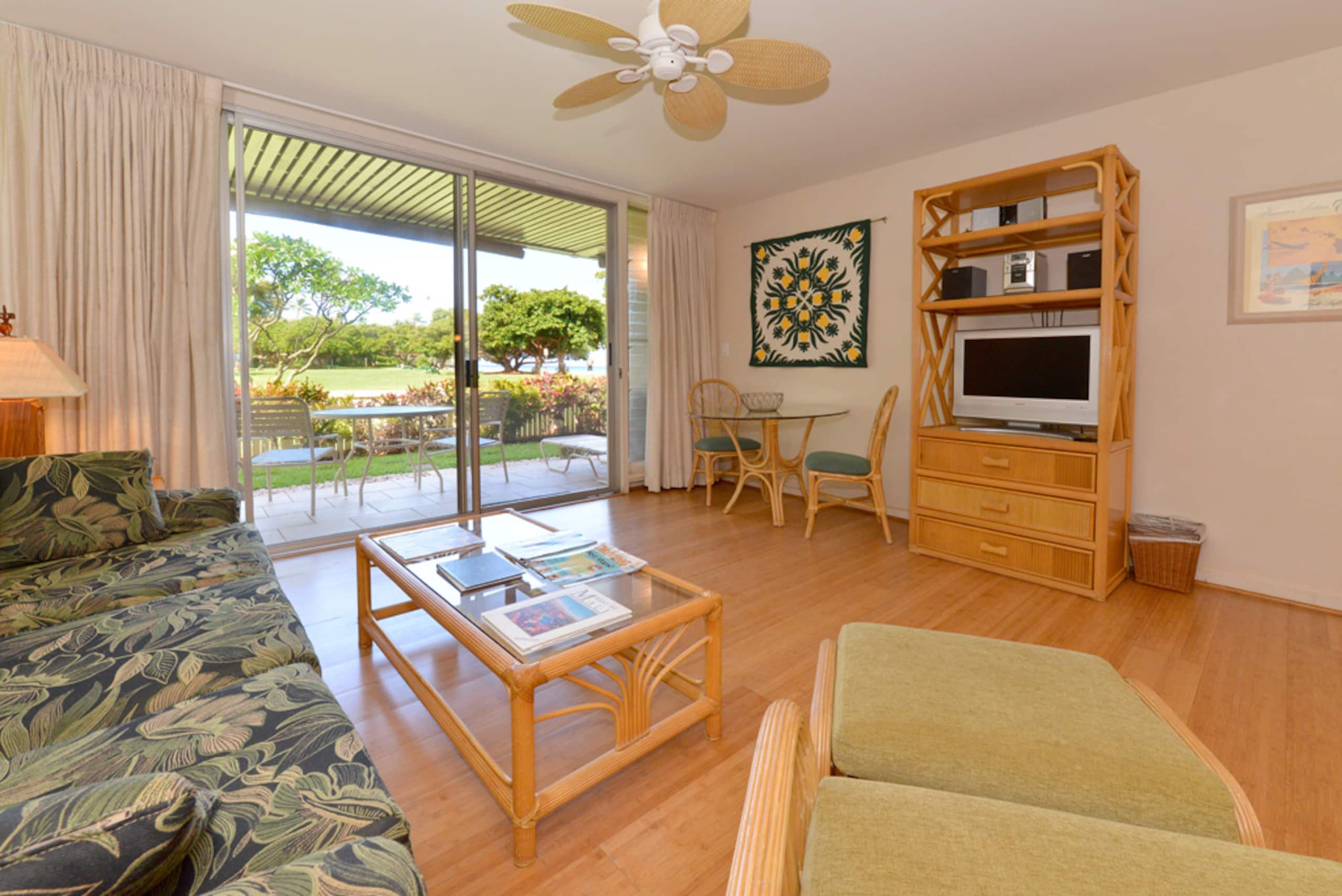 Condo in Lahaina · ★4.73 · 1 bedroom · 1 bed · 1 private bath - Image 4