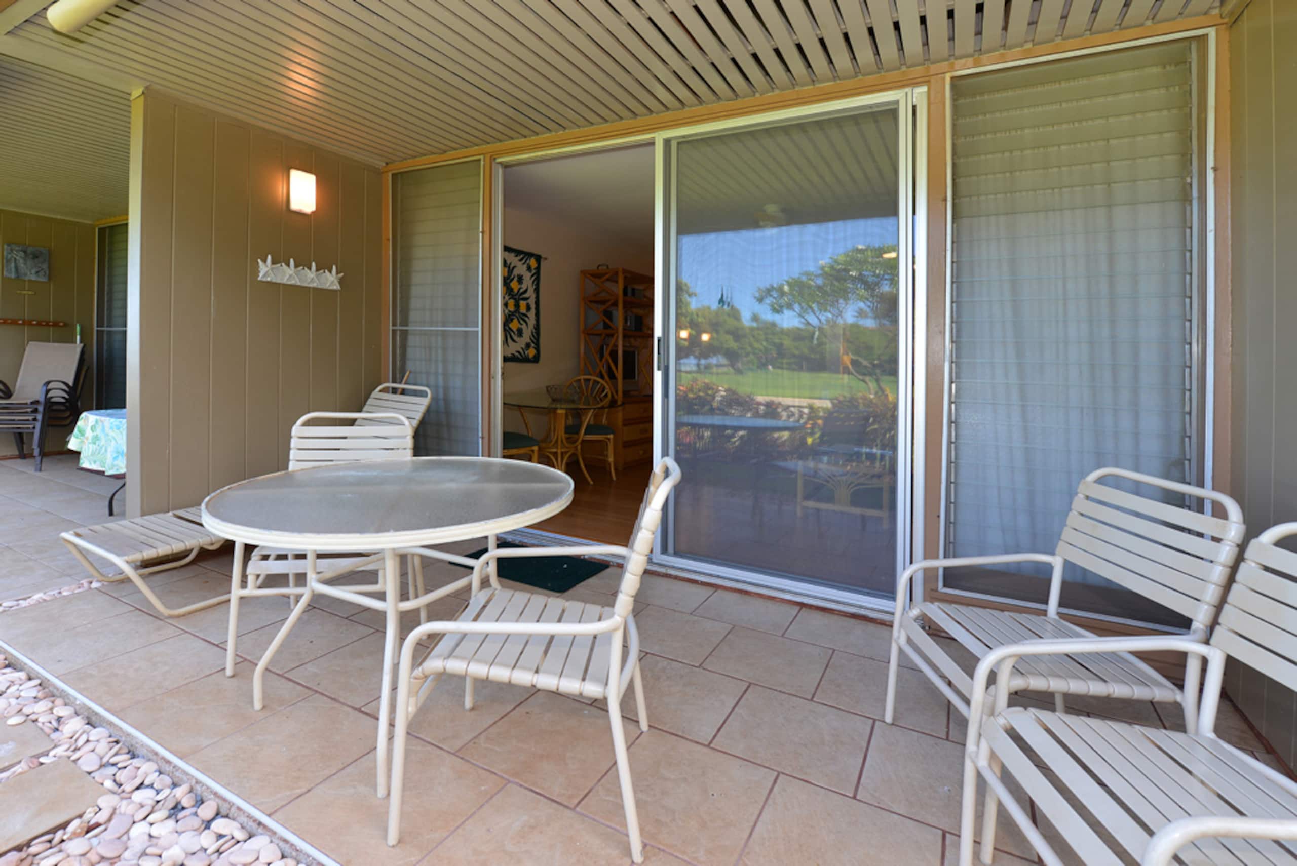 Condo in Lahaina · ★4.73 · 1 bedroom · 1 bed · 1 private bath - Image 18