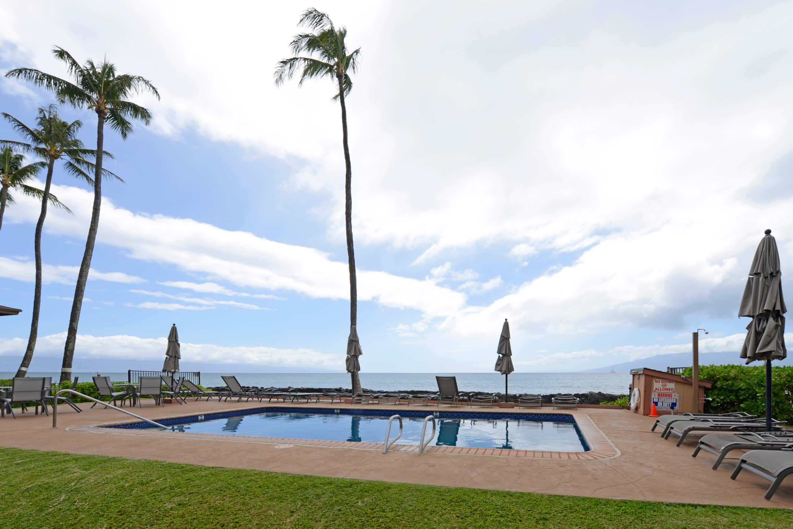 Condo in Lahaina · ★4.73 · 1 bedroom · 1 bed · 1 private bath - Image 15