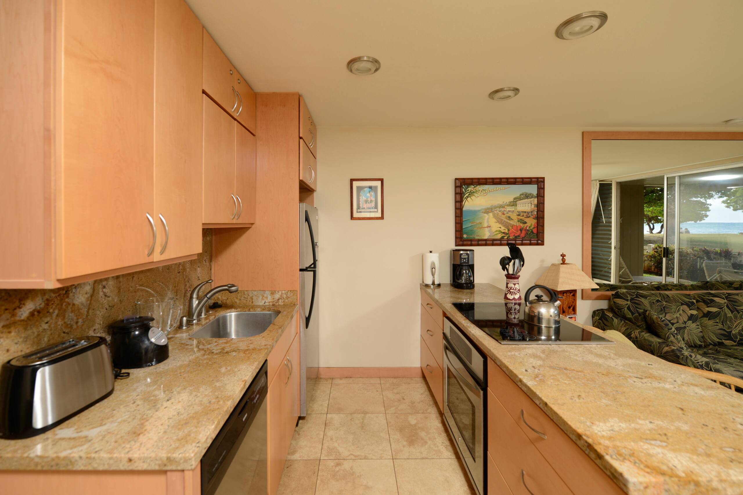 Condo in Lahaina · ★4.73 · 1 bedroom · 1 bed · 1 private bath - Image 8