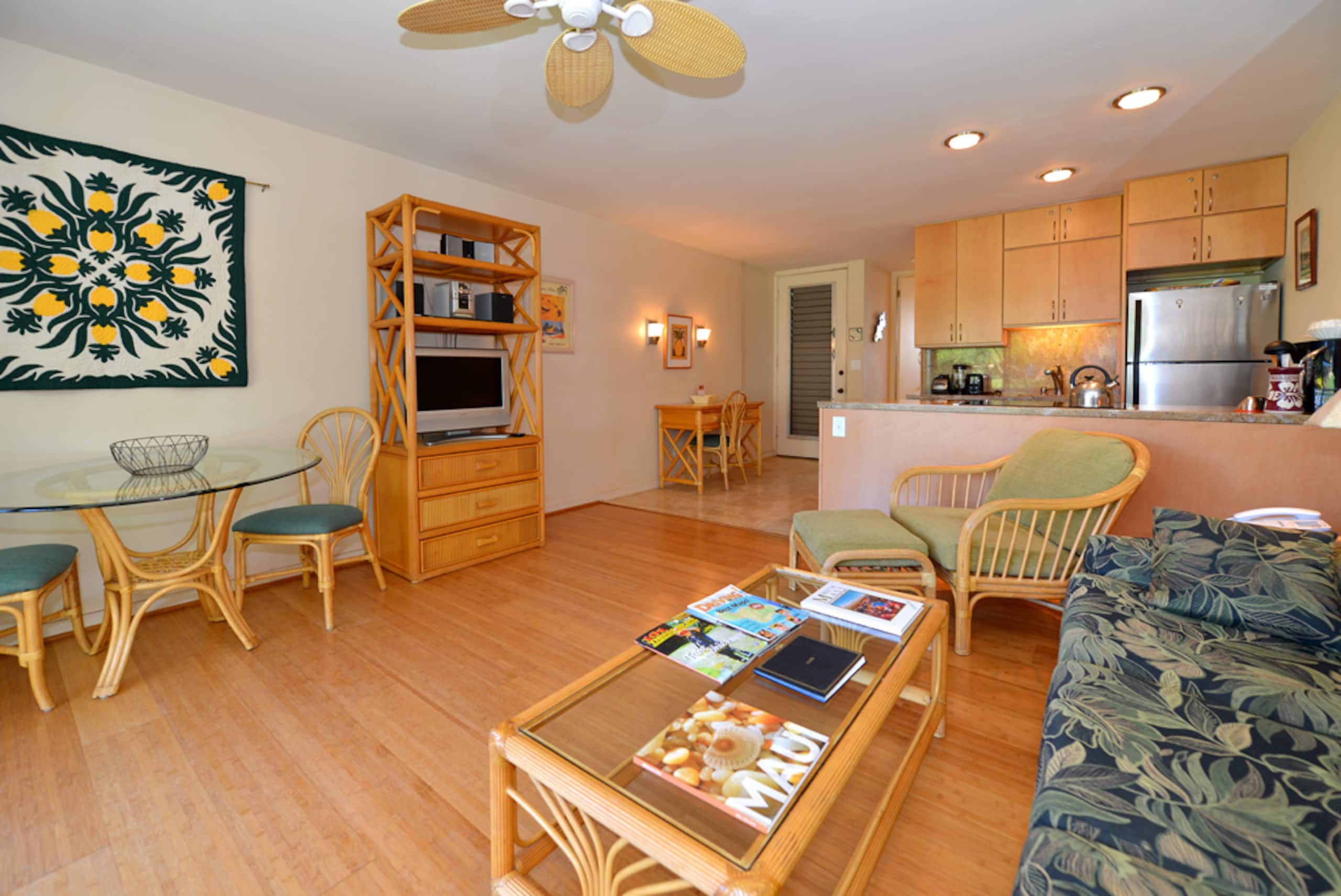 Condo in Lahaina · ★4.73 · 1 bedroom · 1 bed · 1 private bath - Image 6