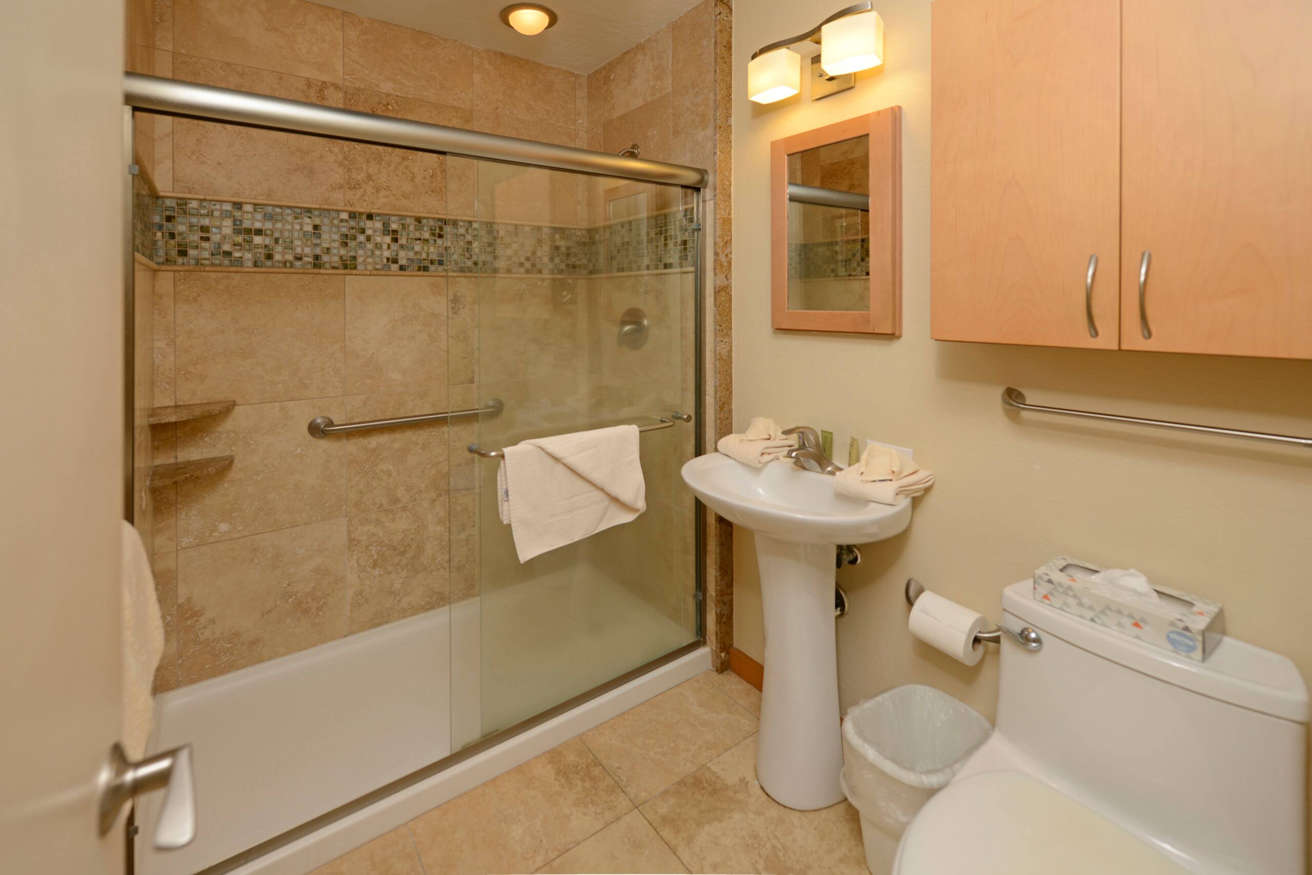 Condo in Lahaina · ★4.73 · 1 bedroom · 1 bed · 1 private bath - Image 14