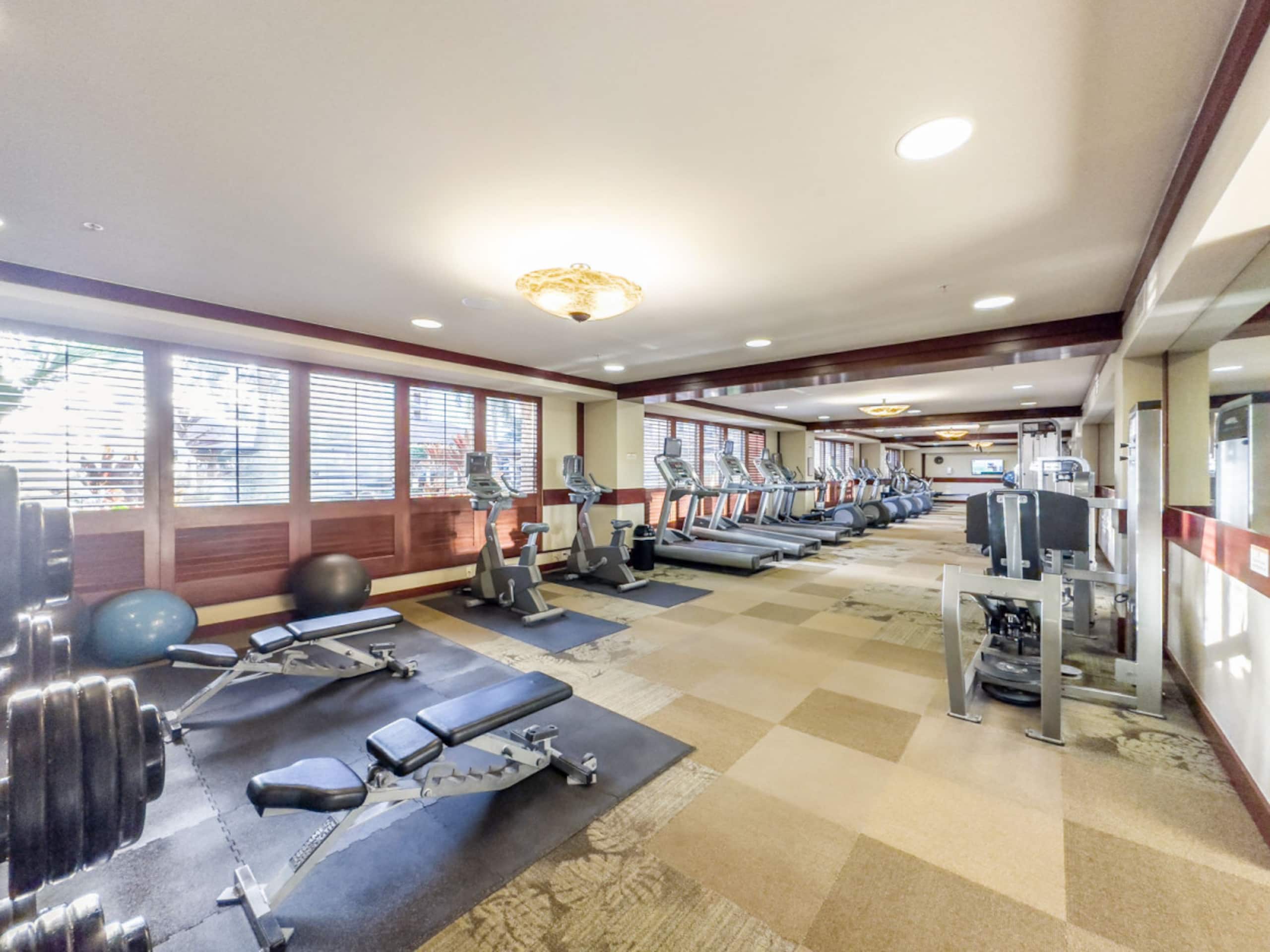 Condo in Kapolei · ★4.84 · 3 bedrooms · 4 beds · 3 baths - Image 1