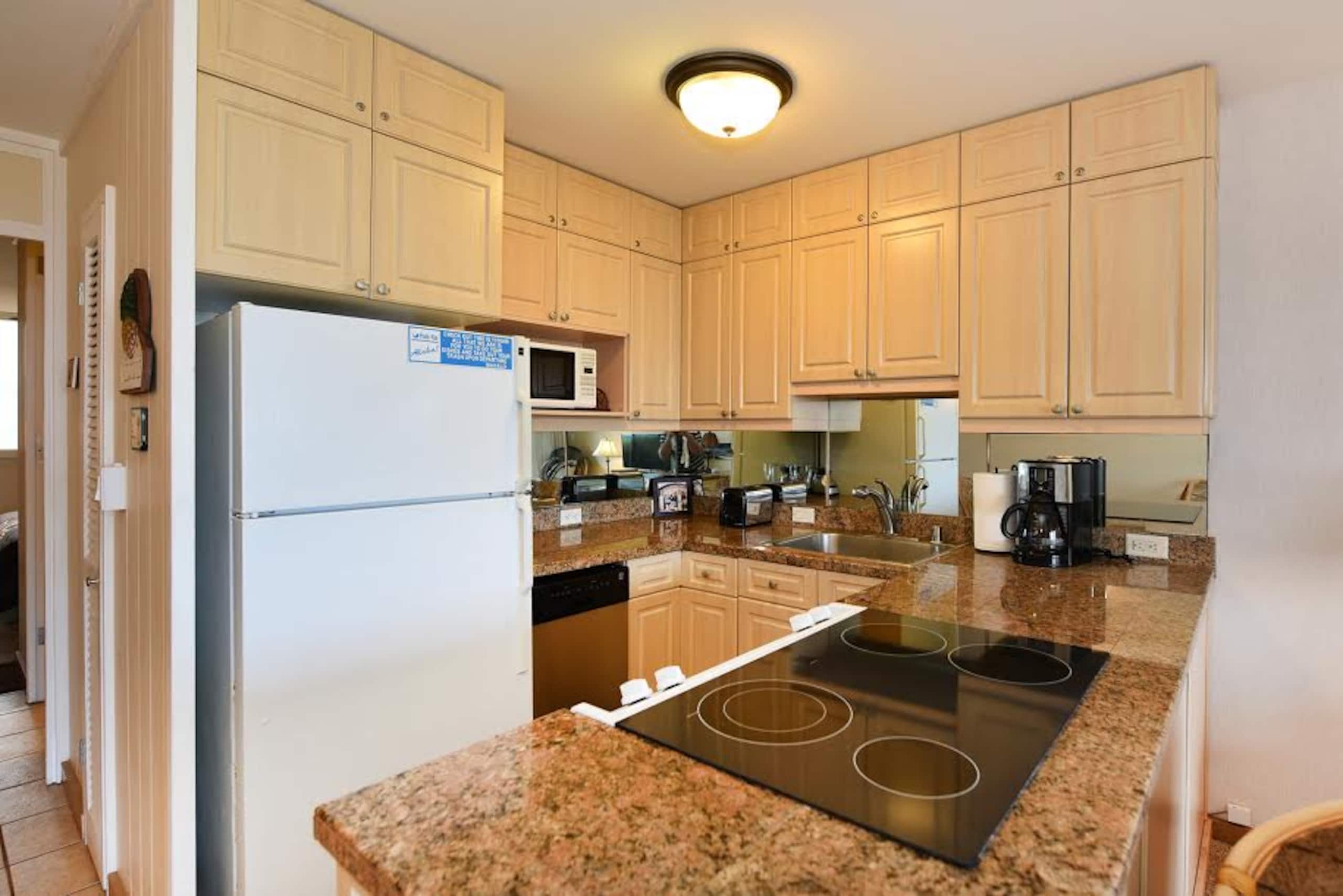 Condo in Lahaina · ★4.86 · 1 bedroom · 1 bed · 1 private bath - Image 7