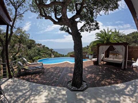 Mediterranean style, near beach with swimming pool