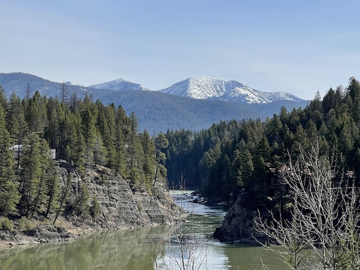 River Overlook right outside Glacier National Park