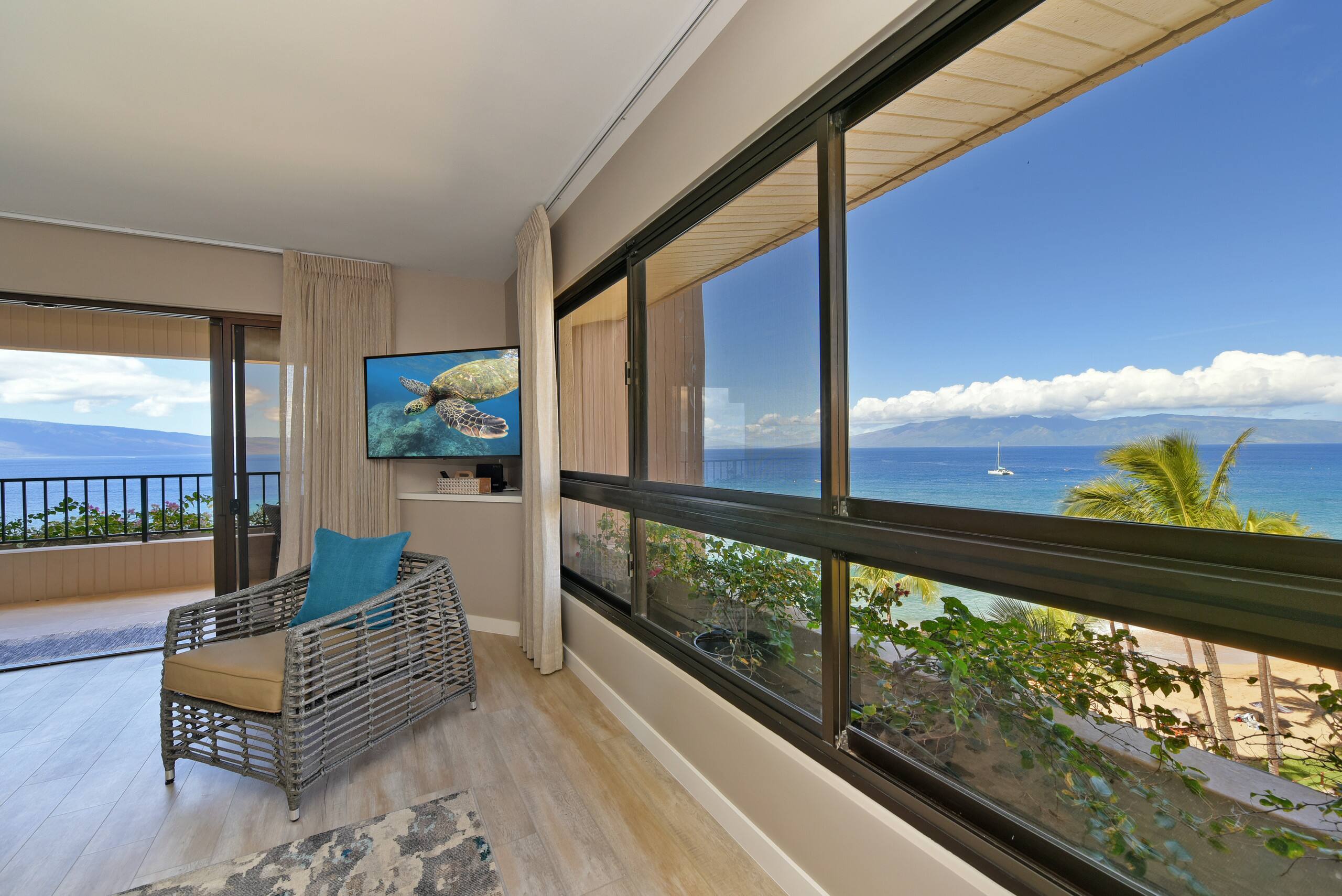 Condo in Lahaina · ★5.0 · 2 bedrooms · 4 beds · 2 baths - Image 4
