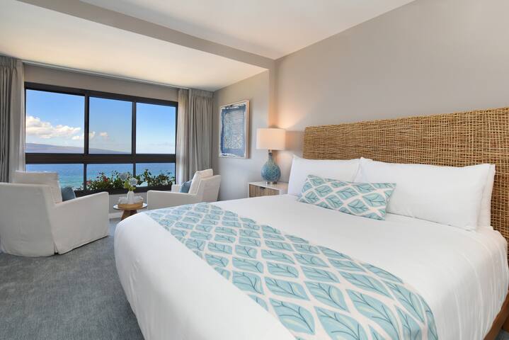 ALII 385 Corner 2BD OceanFront Dream Vacation gallery image 4