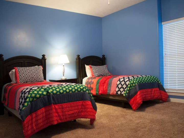 Dvije dvokrevetne sobe na glavnoj etaži