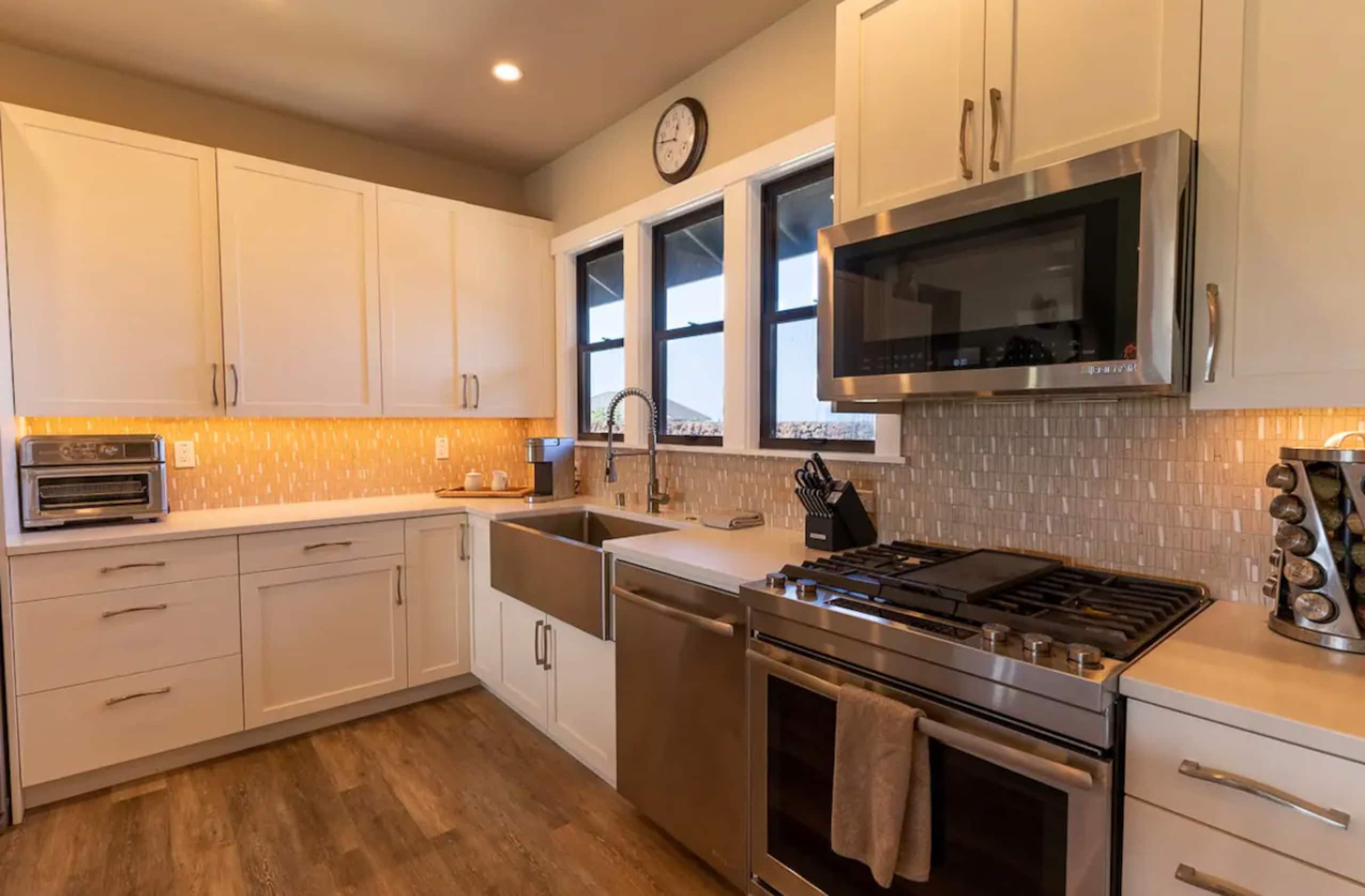Home in Waikoloa Village · ★4.97 · 4 bedrooms · 4 beds · 3 baths - Photo 7