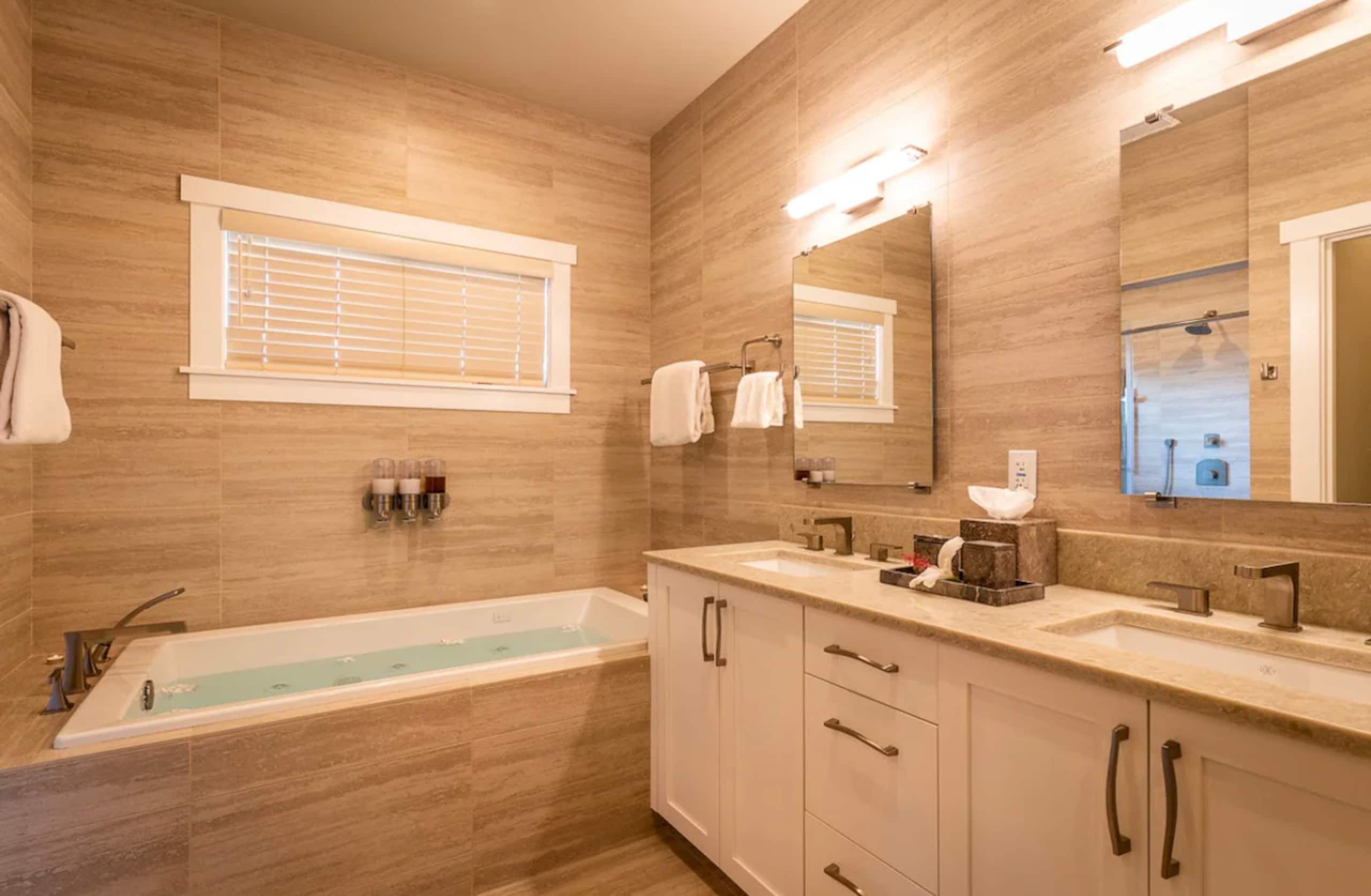 Home in Waikoloa Village · ★4.97 · 4 bedrooms · 4 beds · 3 baths - Photo 16