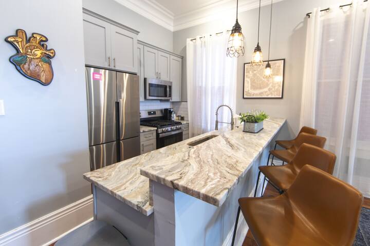 Governors Historic Home 5Bed/5.5BA gallery image 3