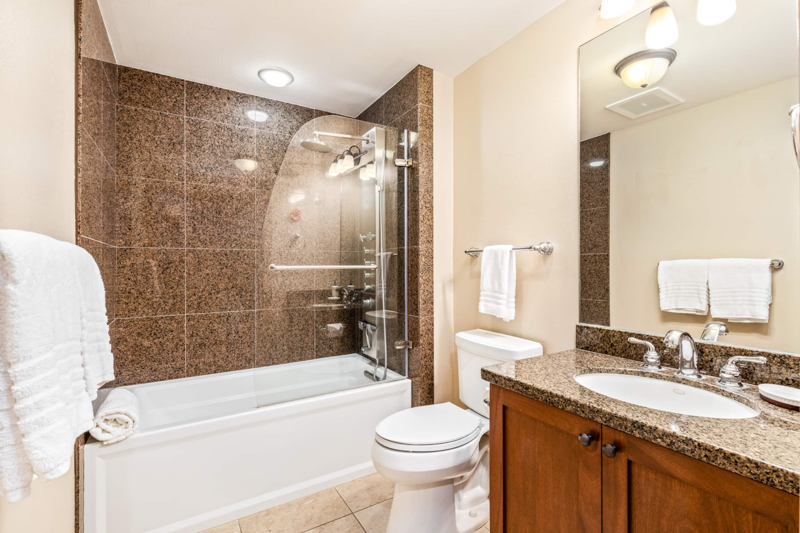 Condo in Waikoloa Village · ★4.95 · 2 bedrooms · 3 beds · 2 baths - Photo 7