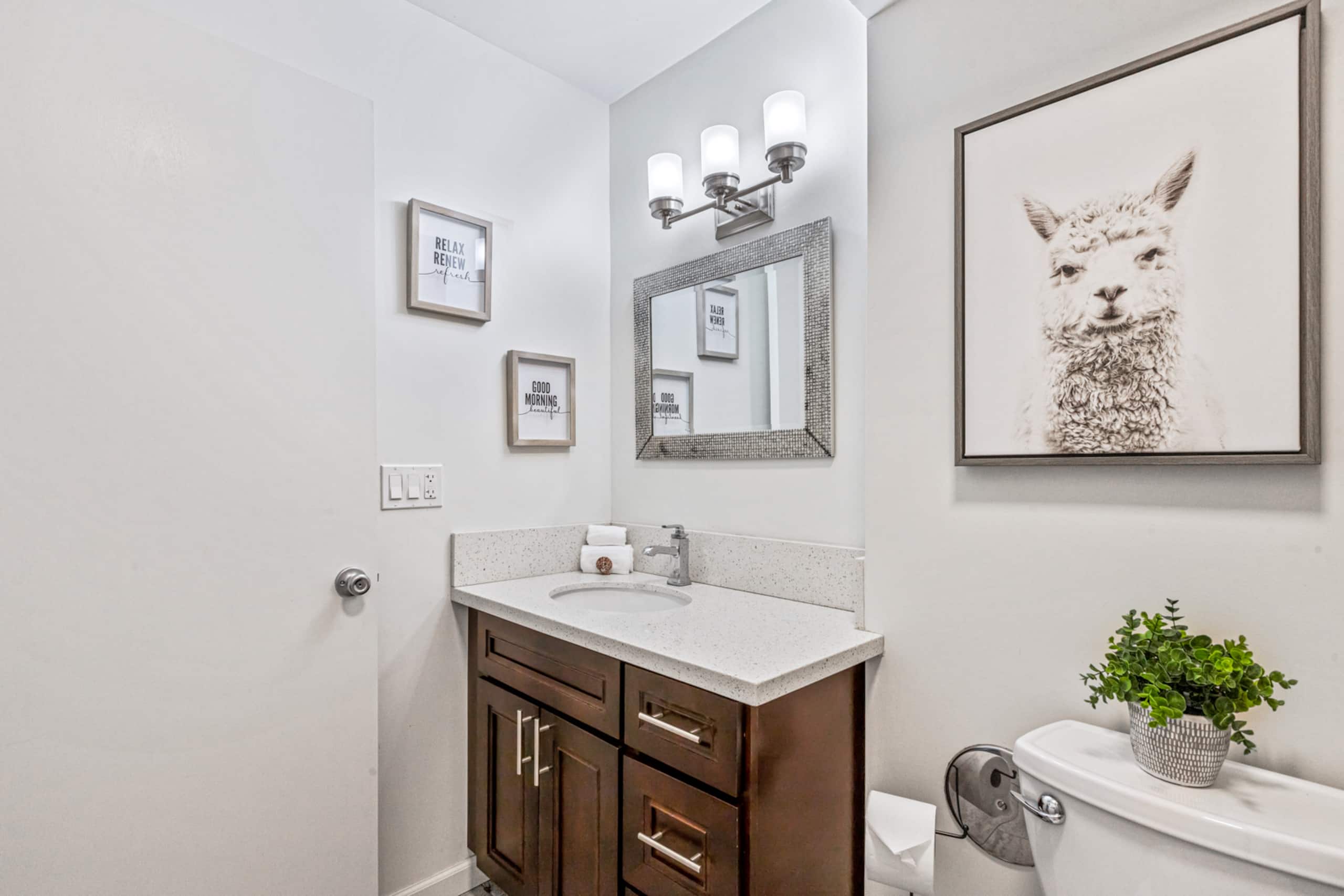 Condo in Lahaina · ★4.55 · 1 bedroom · 2 beds · 1 bath - Image 24