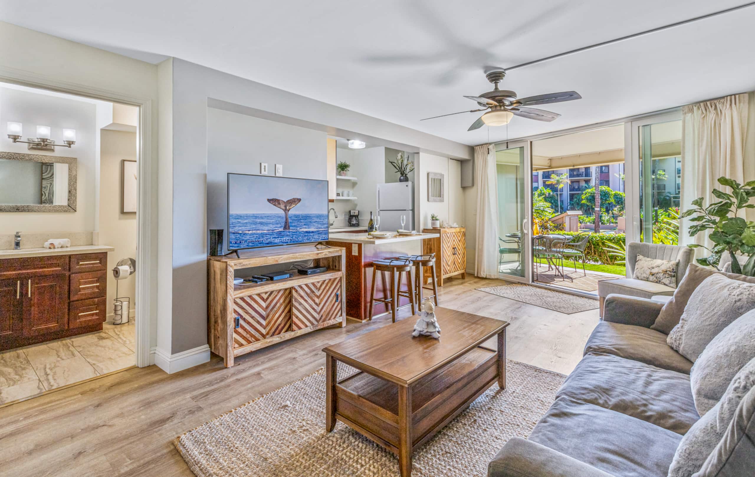 Condo in Lahaina · ★4.55 · 1 bedroom · 2 beds · 1 bath - Image 1