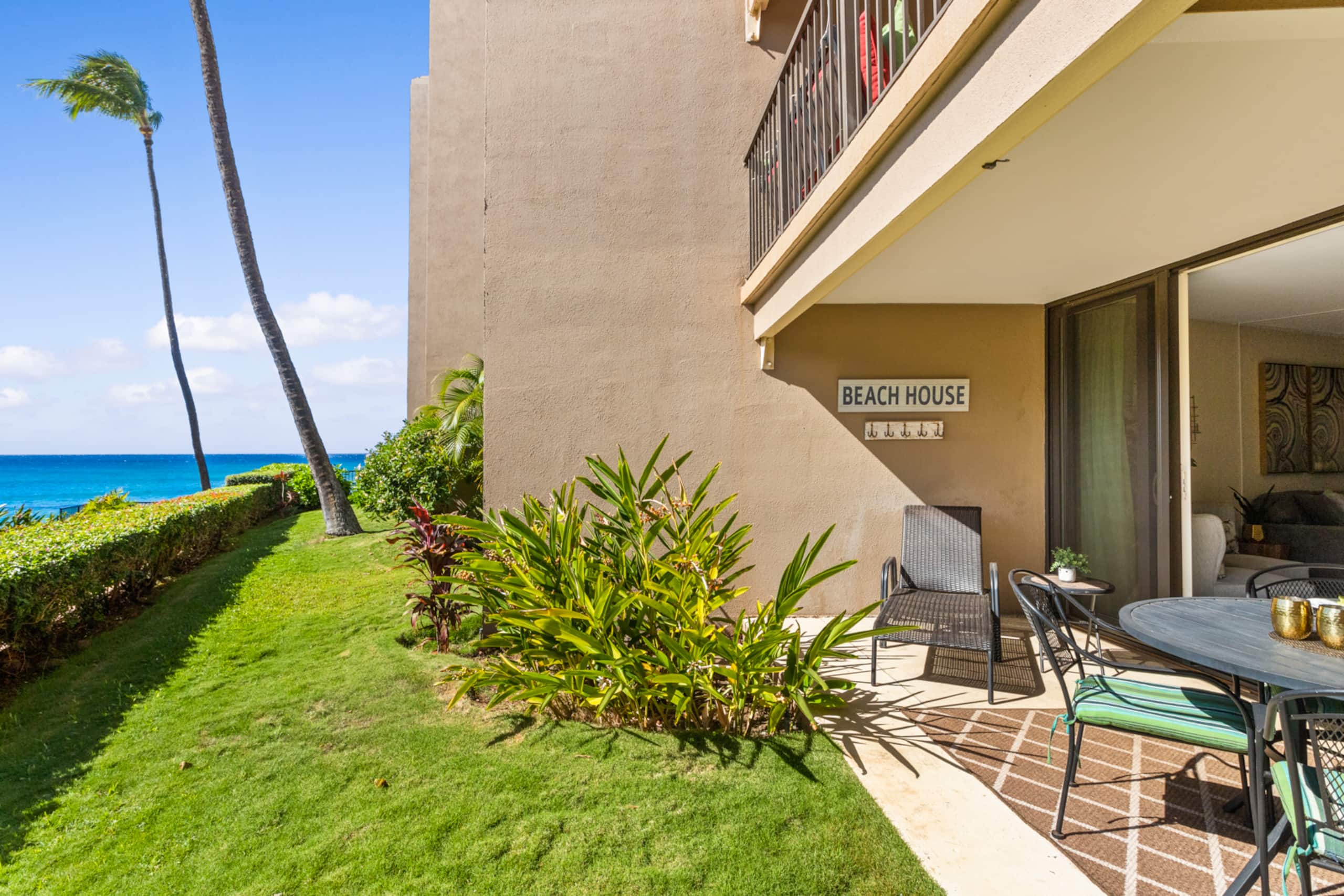 Condo in Lahaina · ★4.55 · 1 bedroom · 2 beds · 1 bath - Image 11