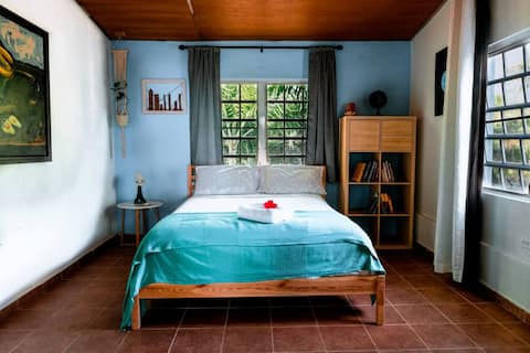 Peje Blanco Beachfront Farm Stay