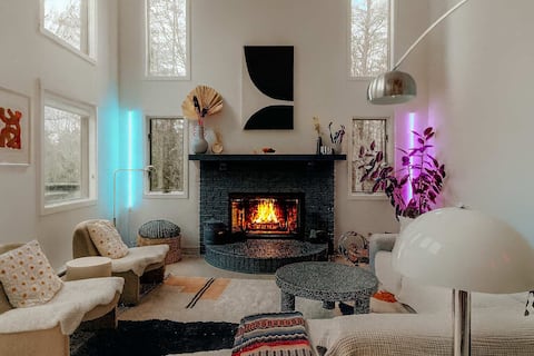 Casa Magda - Designer Home near Hiking + Swimming