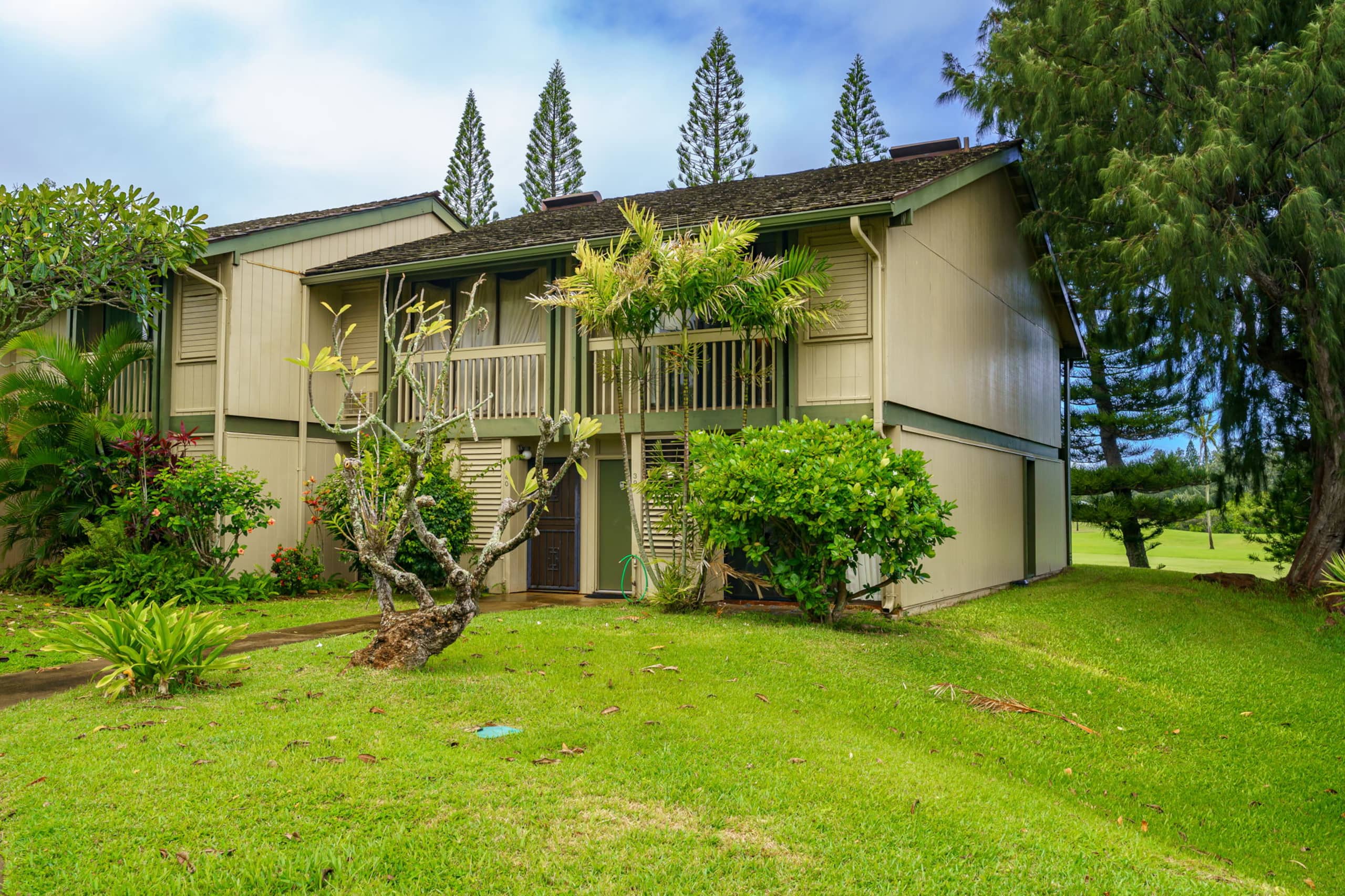 Condo in Kahuku · ★4.83 · 2 bedrooms · 3 beds · 2.5 shared baths - Image 23