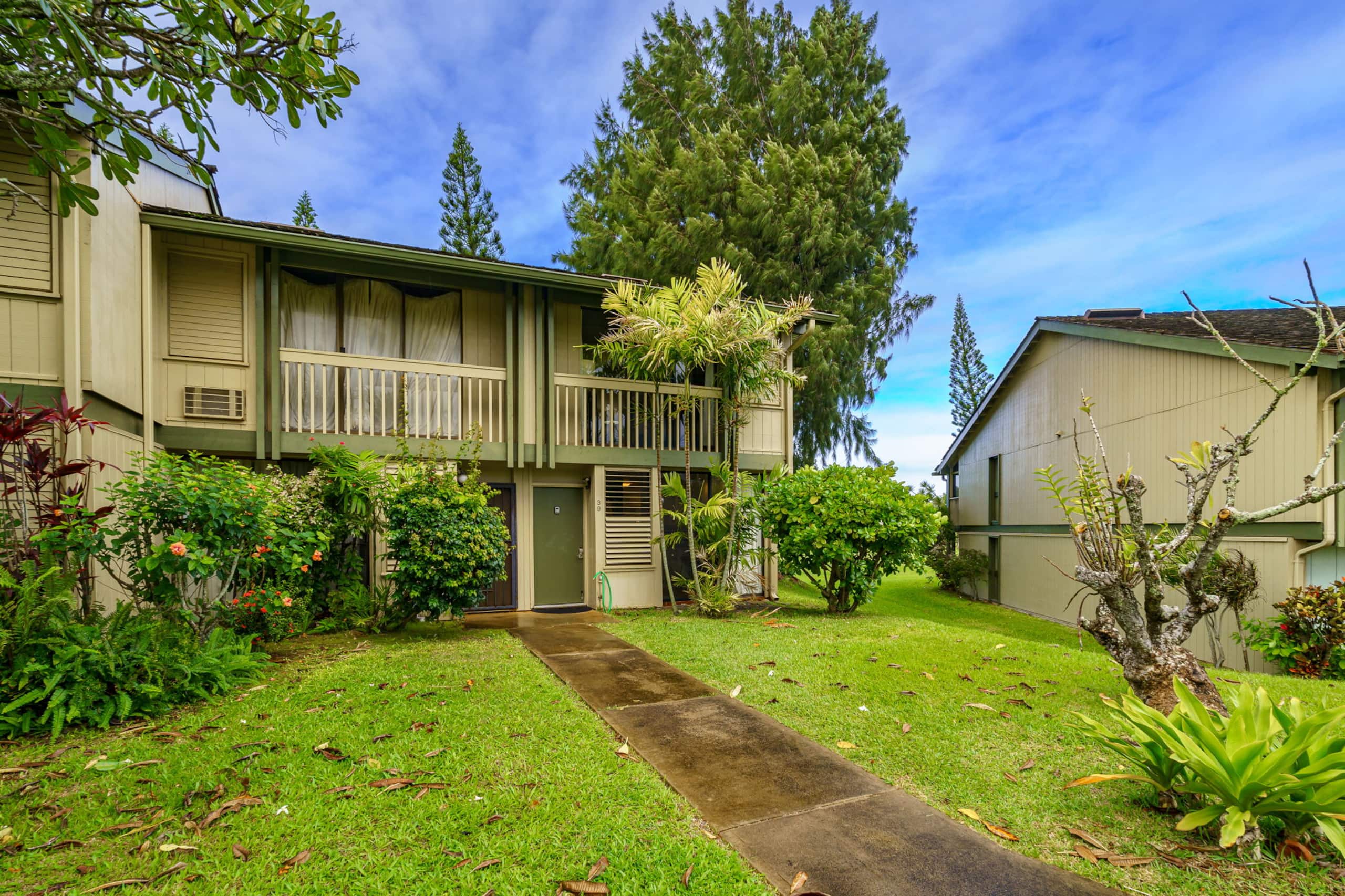 Condo in Kahuku · ★4.83 · 2 bedrooms · 3 beds · 2.5 shared baths - Image 24